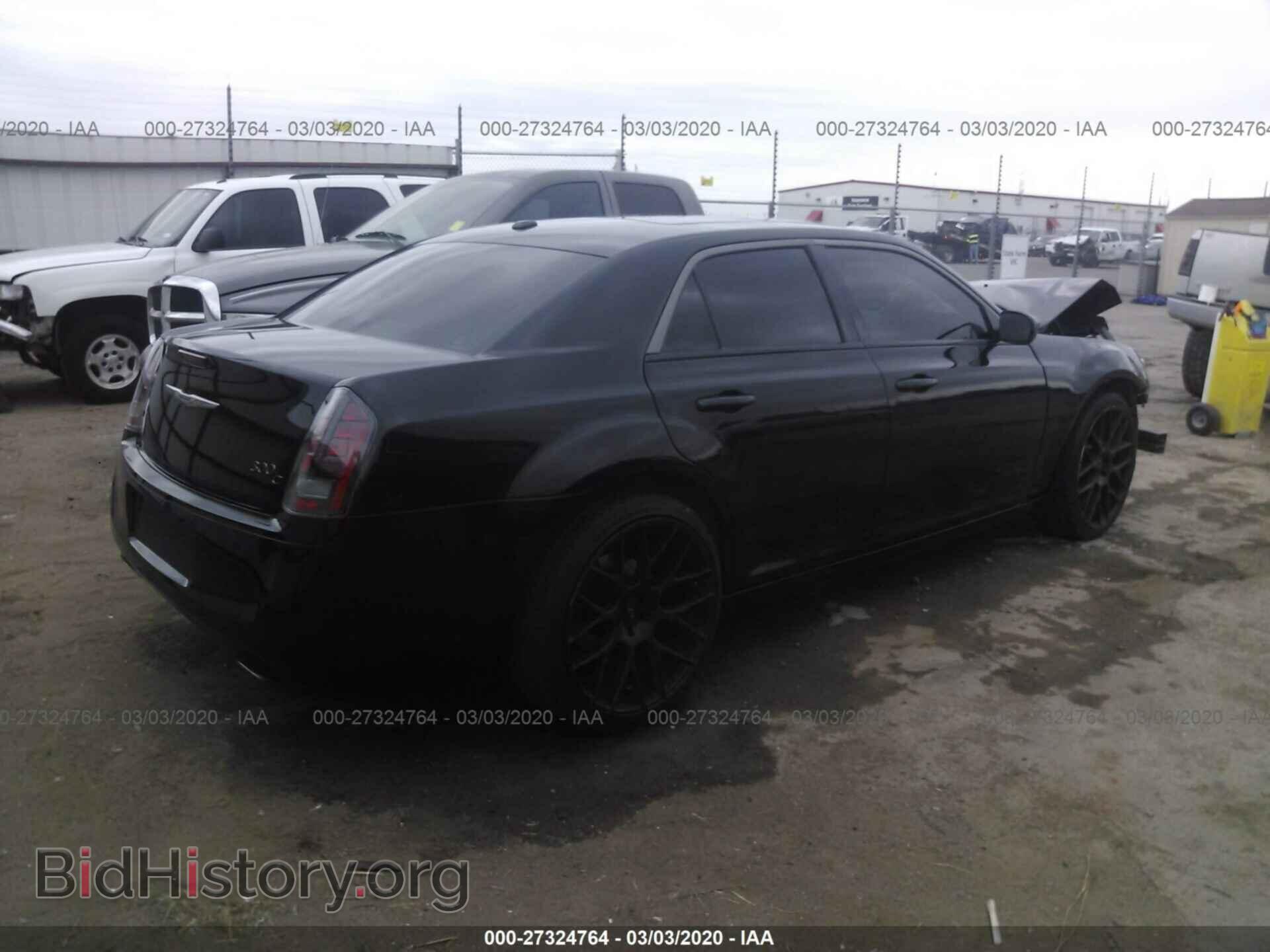 2014 CHRYSLER 300C - VIN: 2C3CCAJT5EH241885 - Фото 4