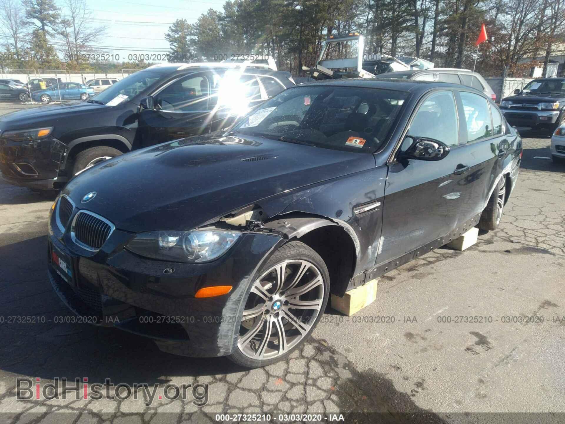 2009 BMW M3 - VIN: WBSPM93509E201940 - Photo 2