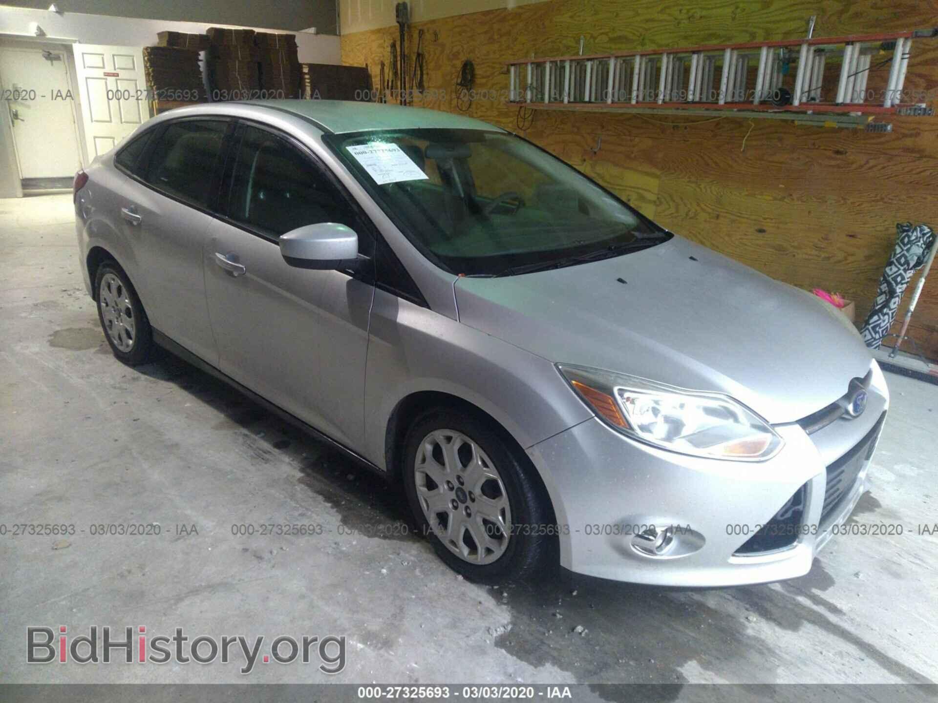 Photo 1FAHP3F25CL120961 - FORD FOCUS 2012