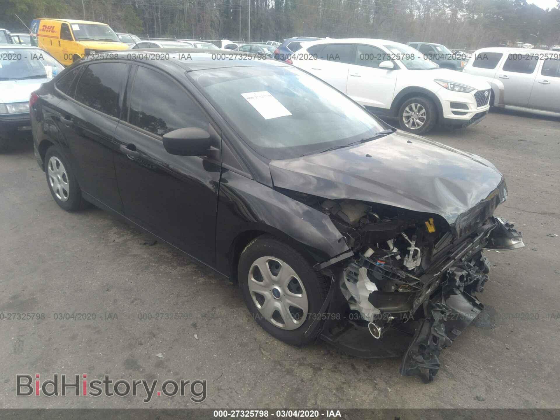 Photo 1FAHP3E21CL247742 - FORD FOCUS 2012
