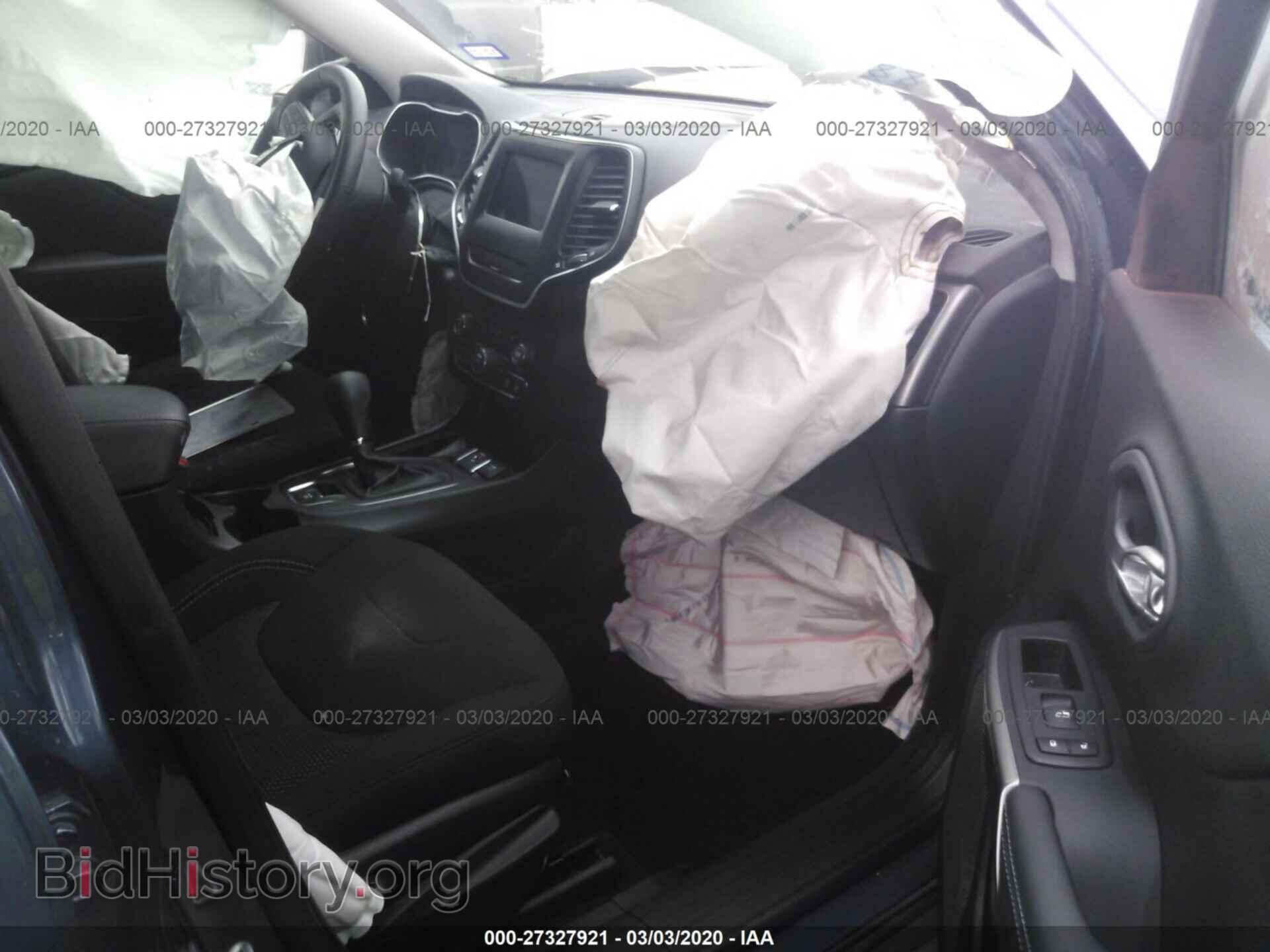 2019 JEEP CHEROKEE - VIN: 1C4PJLCB3KD485322 - Фото 5