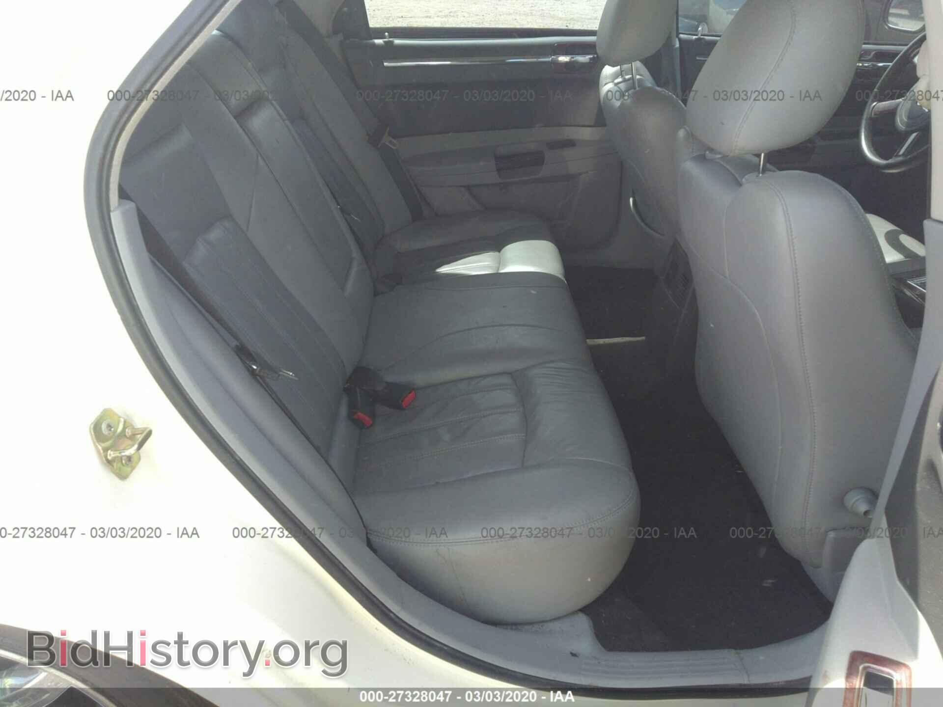 2006 CHRYSLER 300C - VIN: 2C3KA63H66H130075 - Фото 8