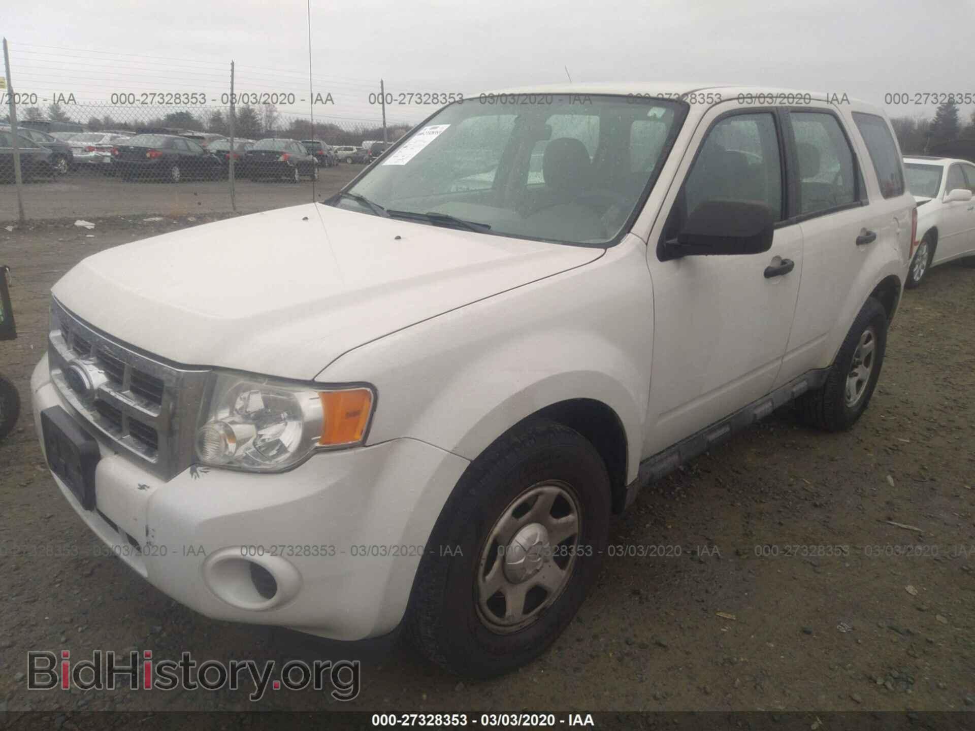 2009 FORD ESCAPE - VIN: 1FMCU92789KC10195 - Фото 2