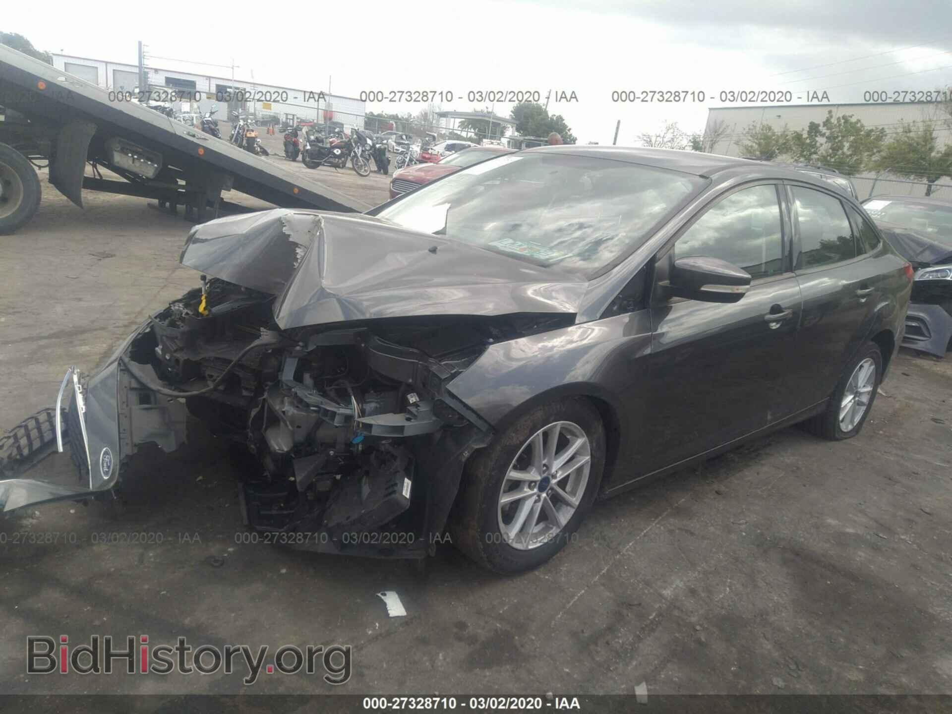 2017 FORD FOCUS - VIN: 1FADP3F2XHL269839 - Фото 2