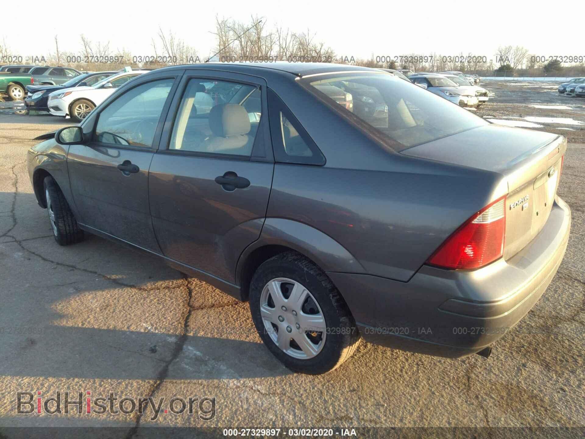 2007 FORD FOCUS - VIN: 1FAHP34N67W261667 - Фото 3