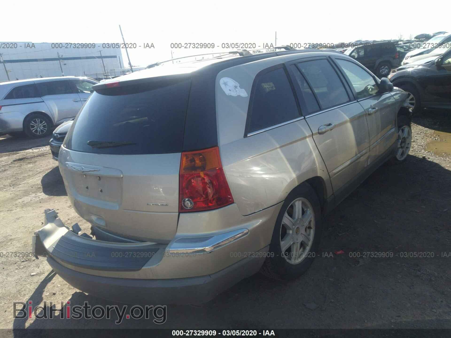 2005 CHRYSLER PACIFICA - VIN: 2C8GF68455R595320 - Photo 4