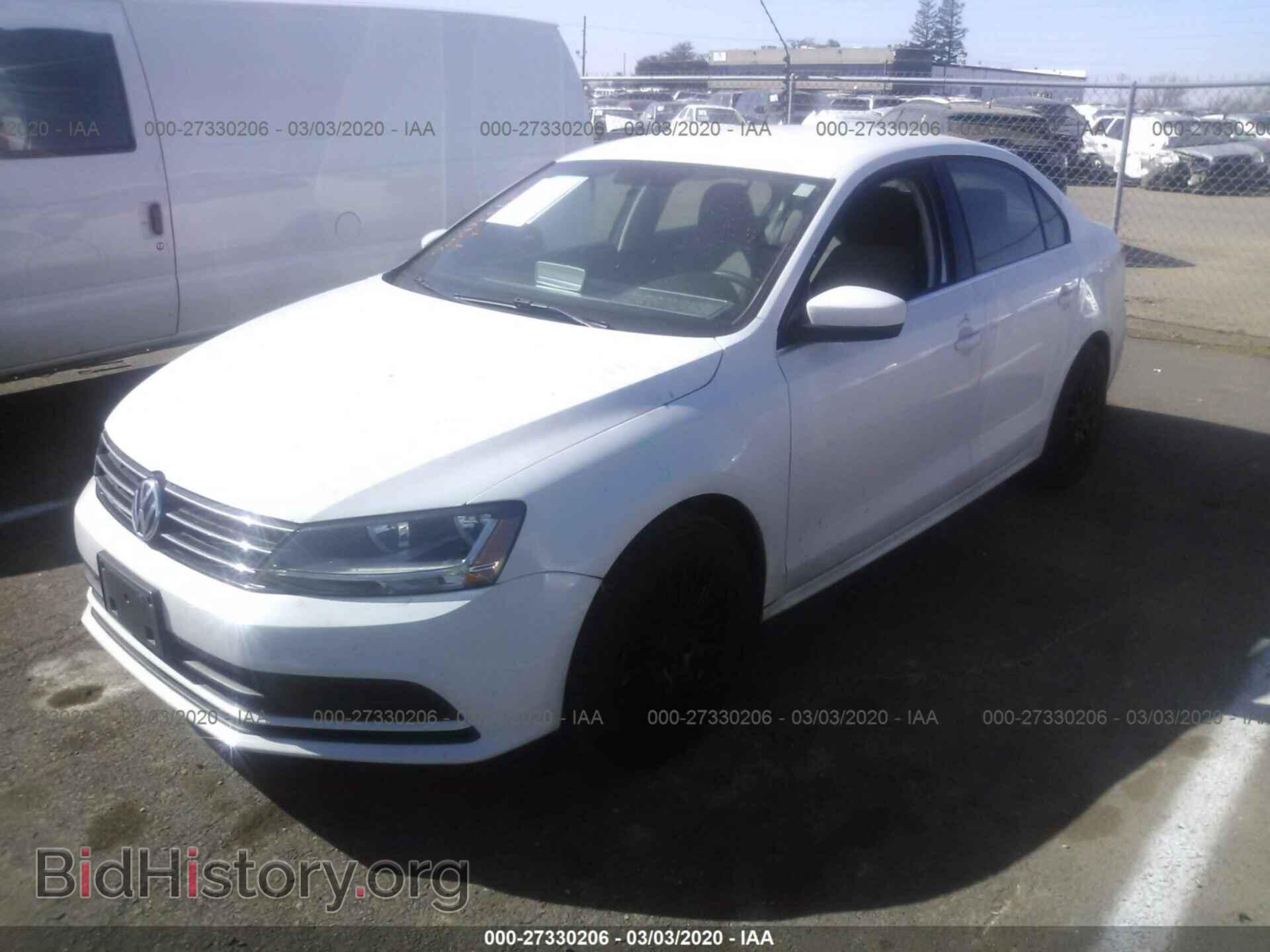 2017 VOLKSWAGEN JETTA - VIN: 3VW2B7AJ8HM305075 - Photo 2