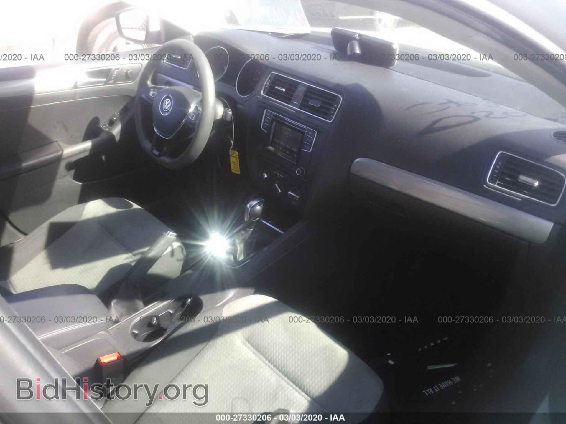 2017 VOLKSWAGEN JETTA - VIN: 3VW2B7AJ8HM305075 - Photo 5
