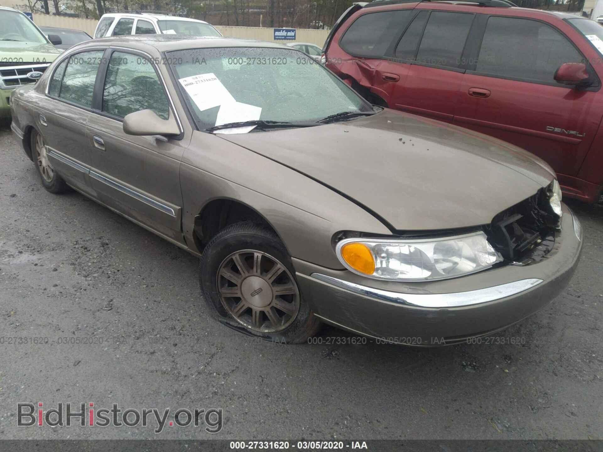 Photo 1LNHM97V21Y704860 - LINCOLN CONTINENTAL 2001