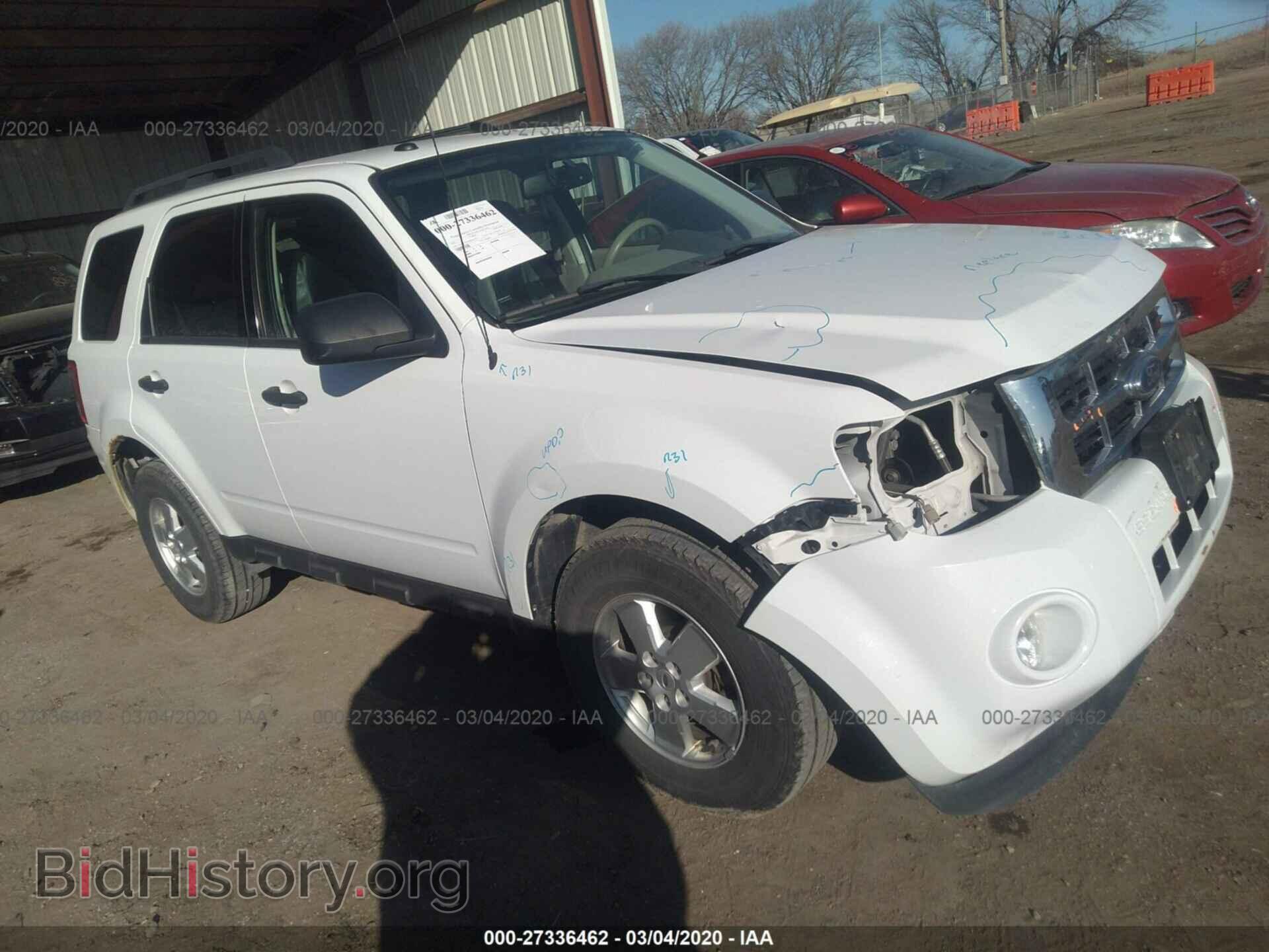 Photo 1FMCU9D74BKB65744 - FORD ESCAPE 2011