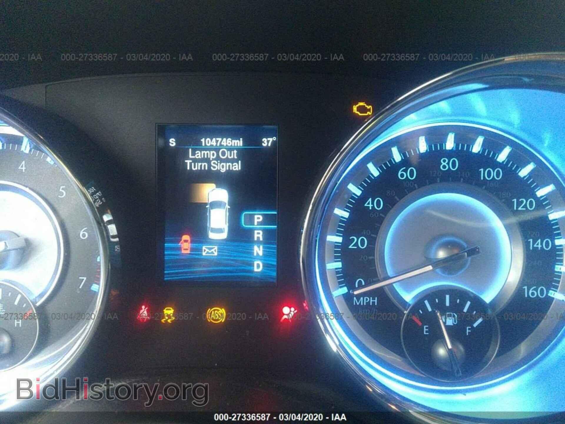 2014 CHRYSLER 300C - VIN: 2C3CCAET6EH169928 - Фото 7