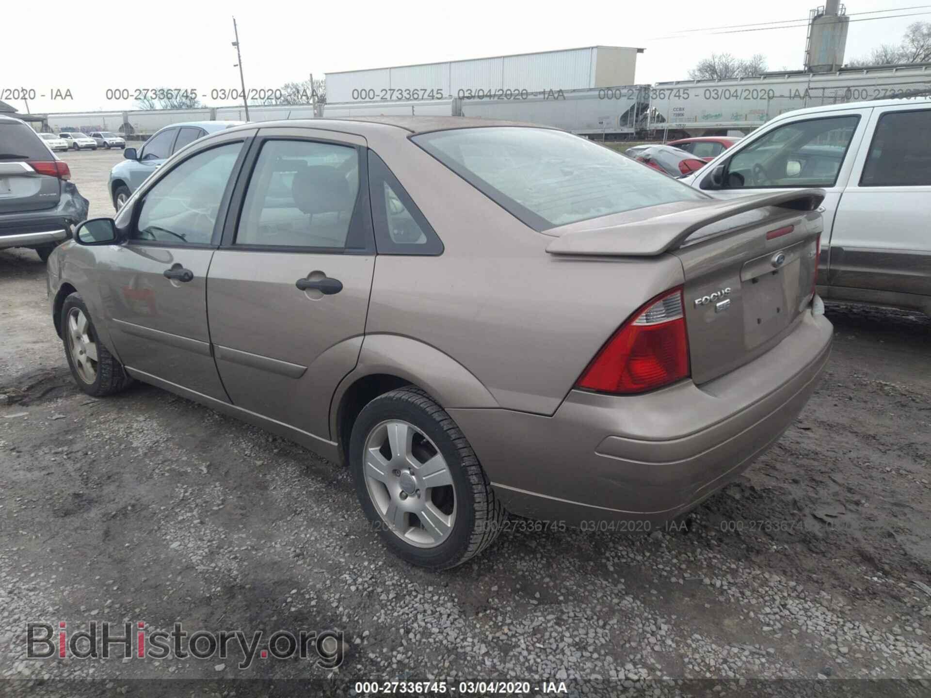 2005 FORD FOCUS - VIN: 1FAFP34N35W106806 - Фото 3