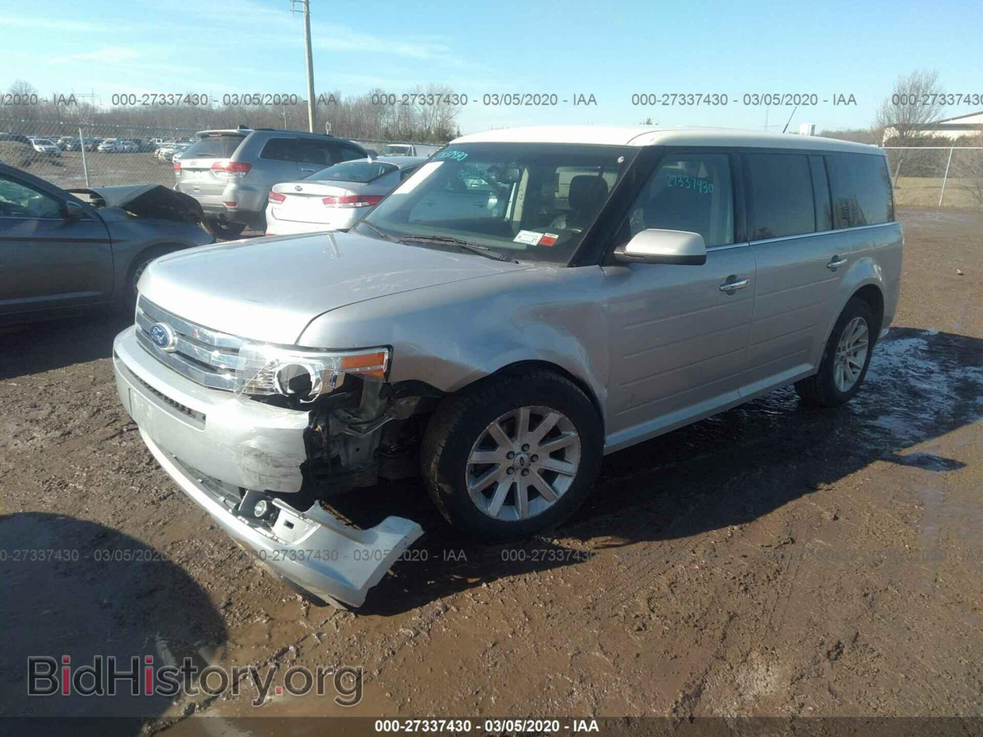 2009 FORD FLEX - VIN: 2FMEK62C69BA08427 - Фото 2
