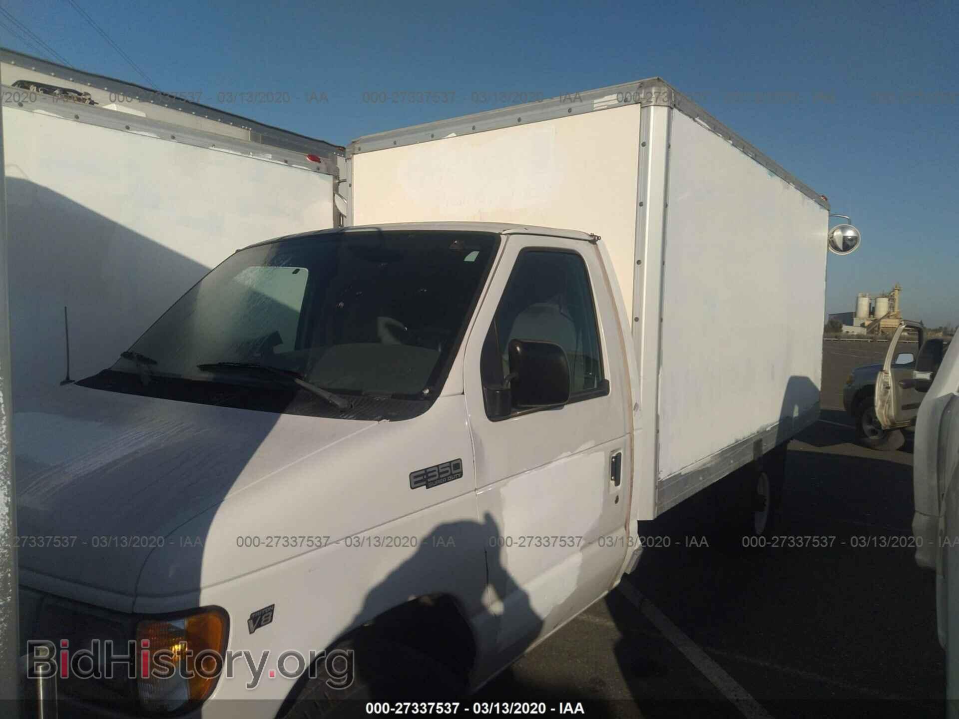 2002 FORD ECONOLINE - VIN: 1FDSE35L72HA71128 - Фото 2