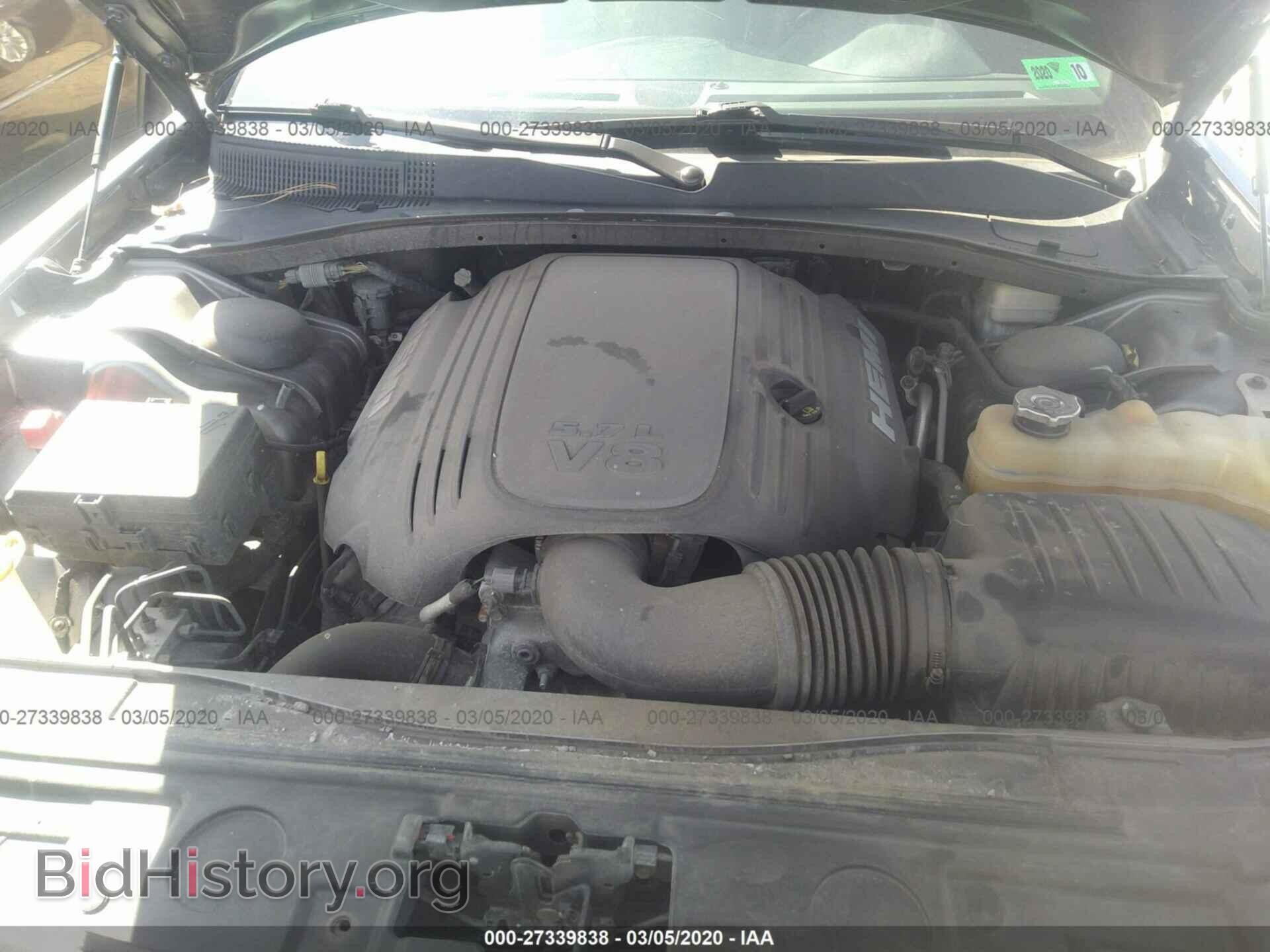 2014 CHRYSLER 300C - VIN: 2C3CCAKT5EH120417 - Фото 10