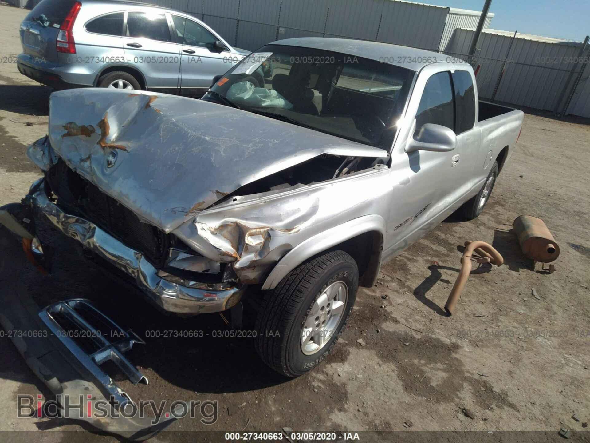 2001 DODGE DAKOTA - VIN: 1B7GL22X21S195827 - Фото 2