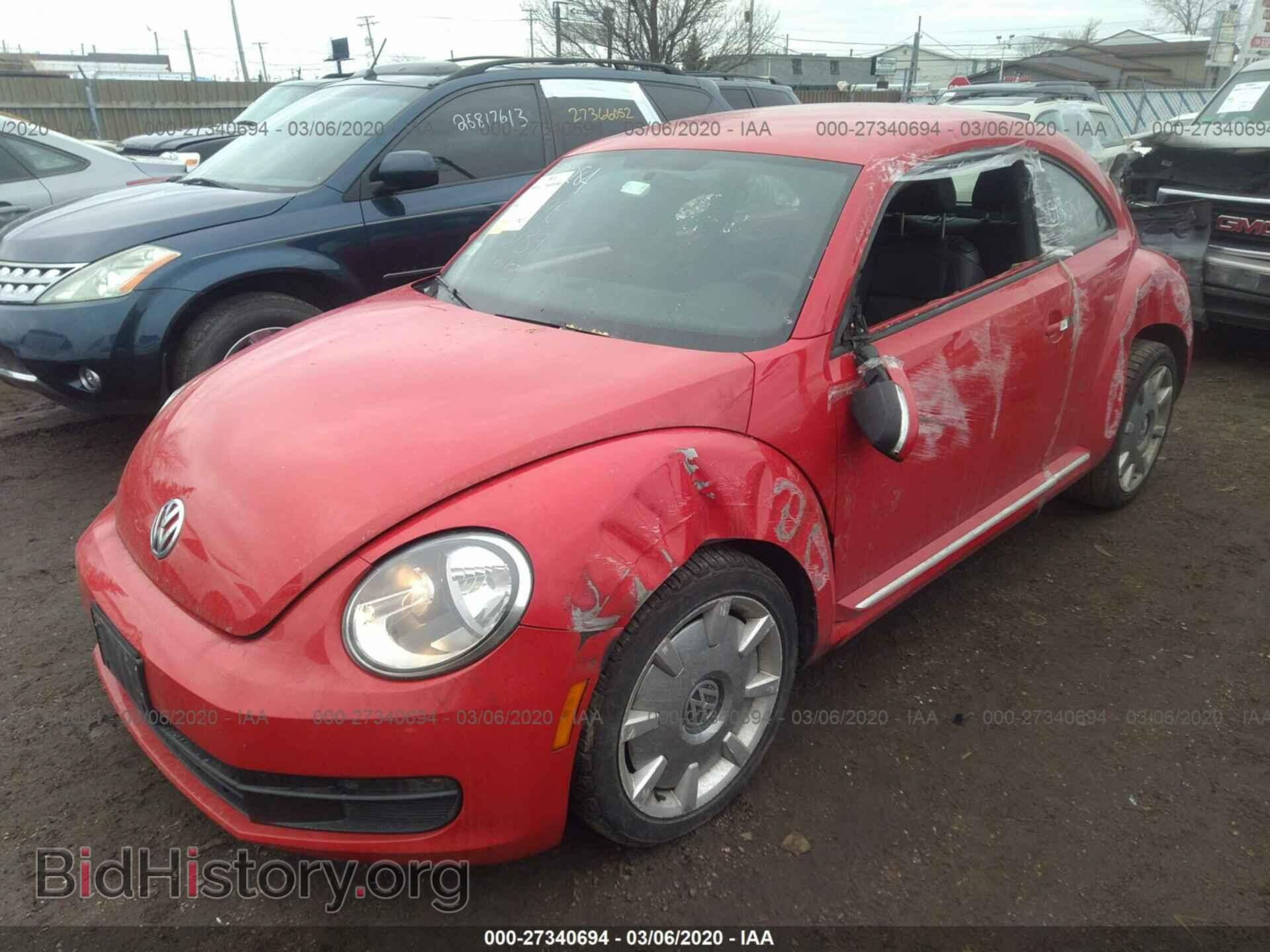2012 VOLKSWAGEN BEETLE - VIN: 3VWJP7AT5CM602313 - Фото 2