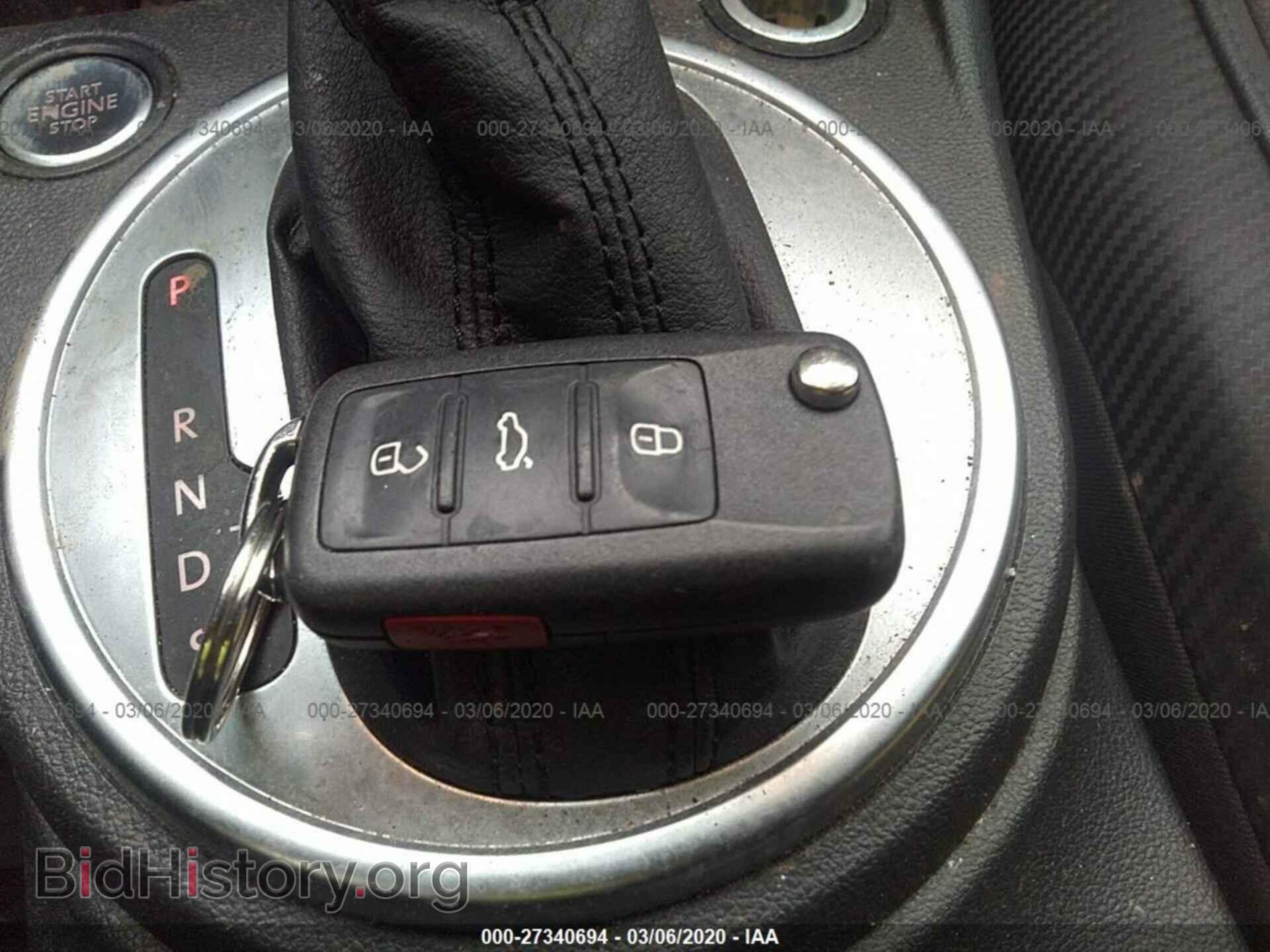 2012 VOLKSWAGEN BEETLE - VIN: 3VWJP7AT5CM602313 - Фото 11