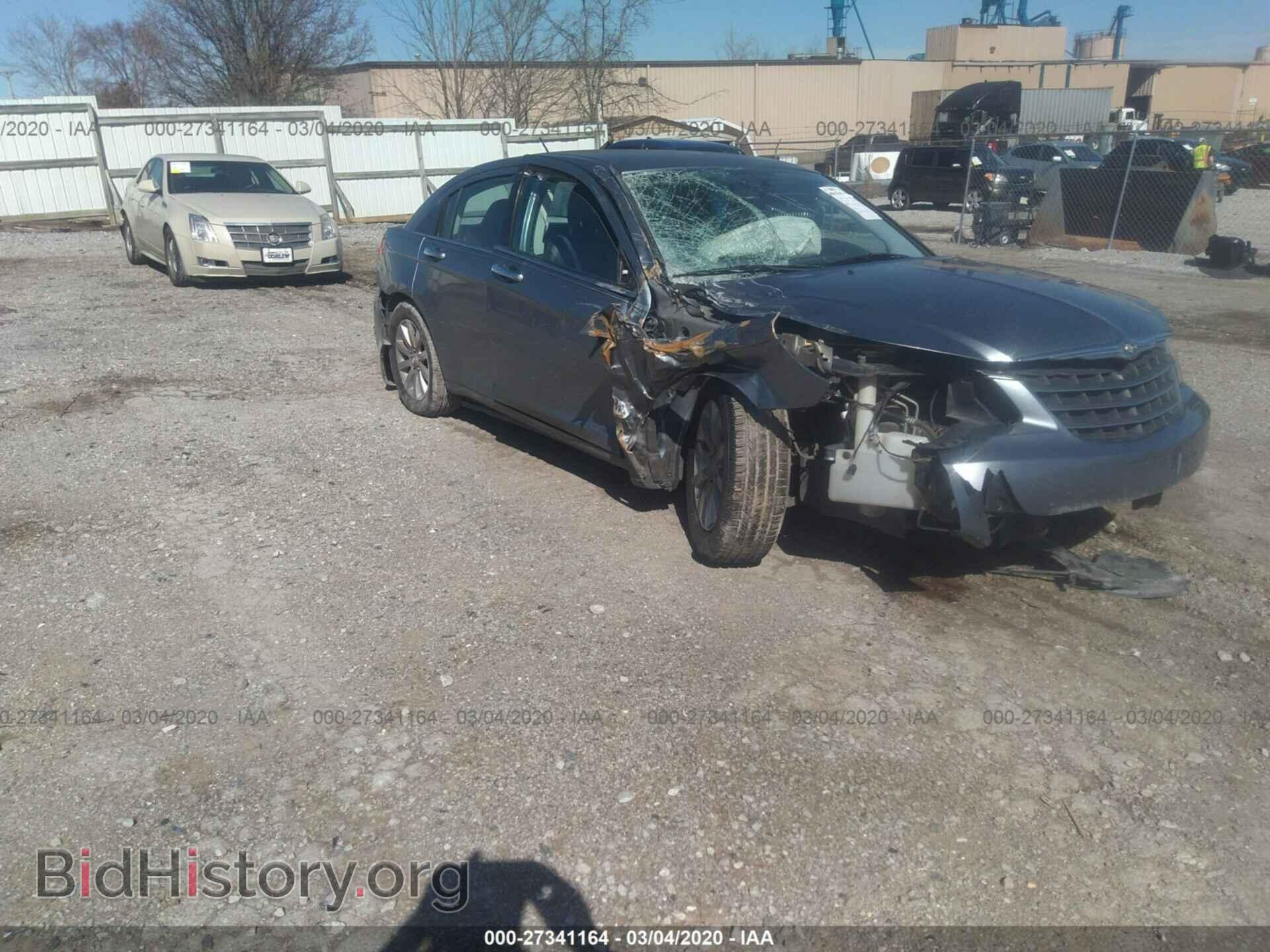 2010 CHRYSLER SEBRING - VIN: 1C3CC5FB1AN213798 - Фото 6