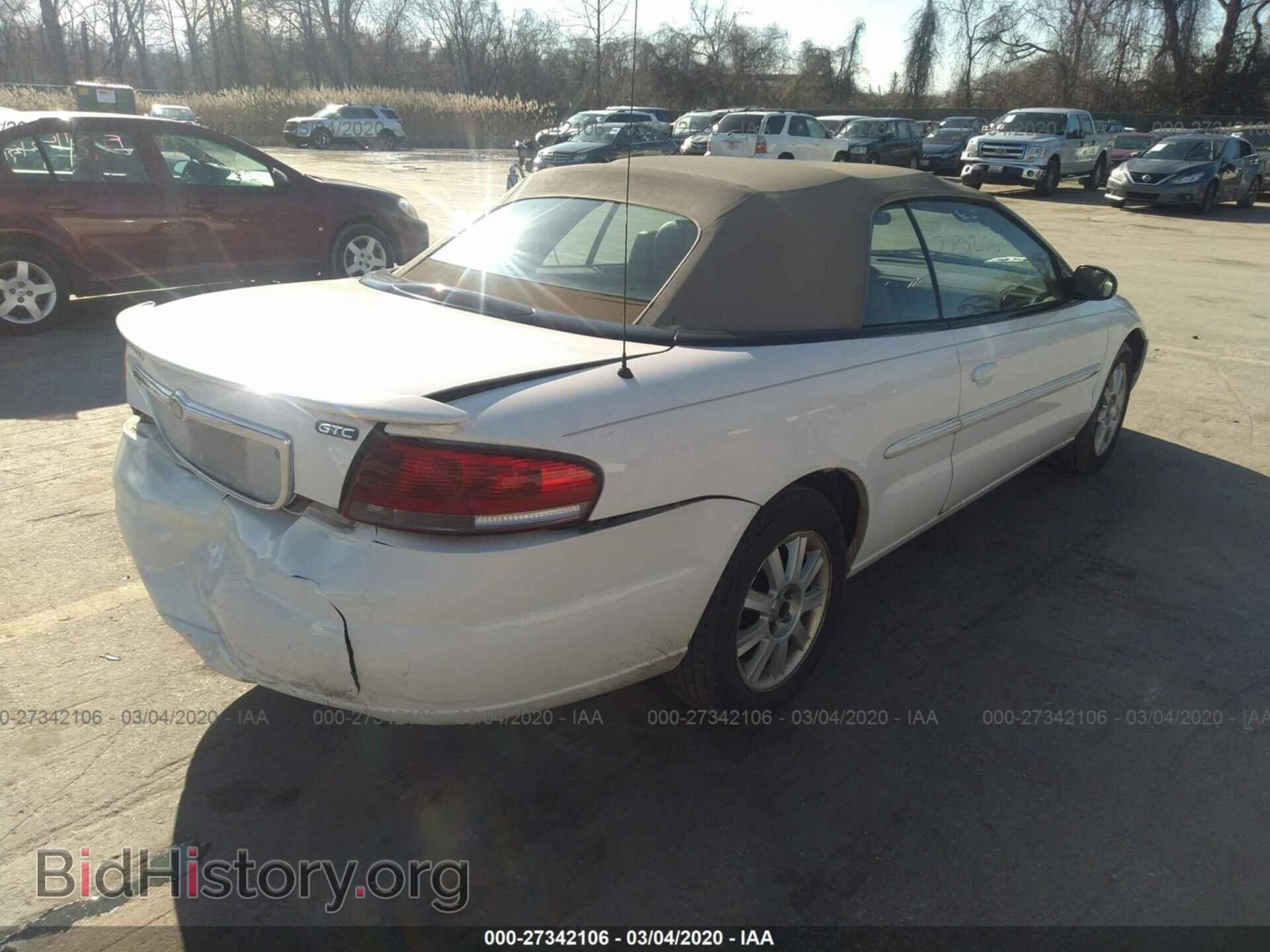 2004 CHRYSLER SEBRING - VIN: 1C3EL75R24N127584 - Фото 4