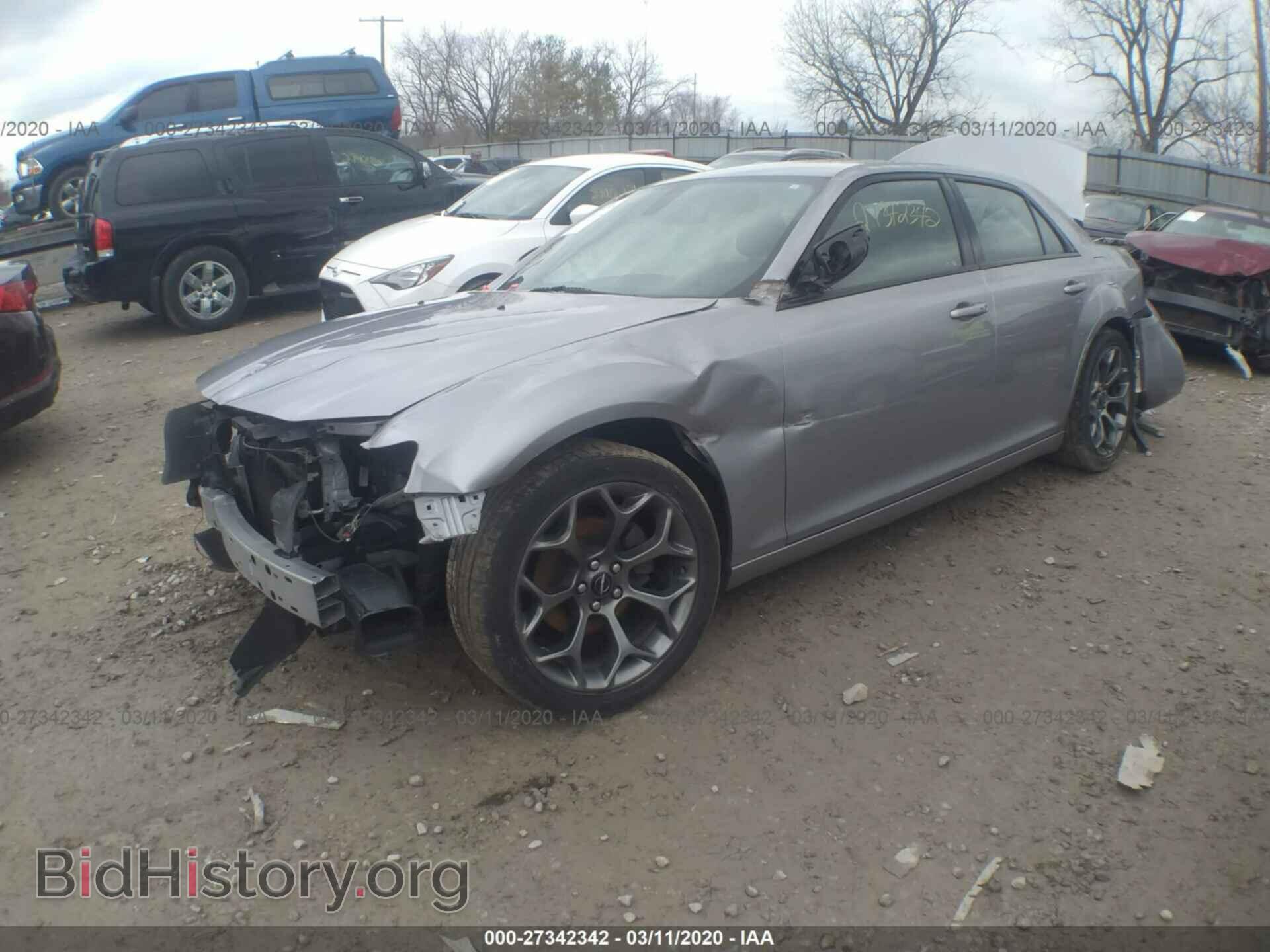 2015 CHRYSLER 300 - VIN: 2C3CCABG4FH898826 - Photo 2