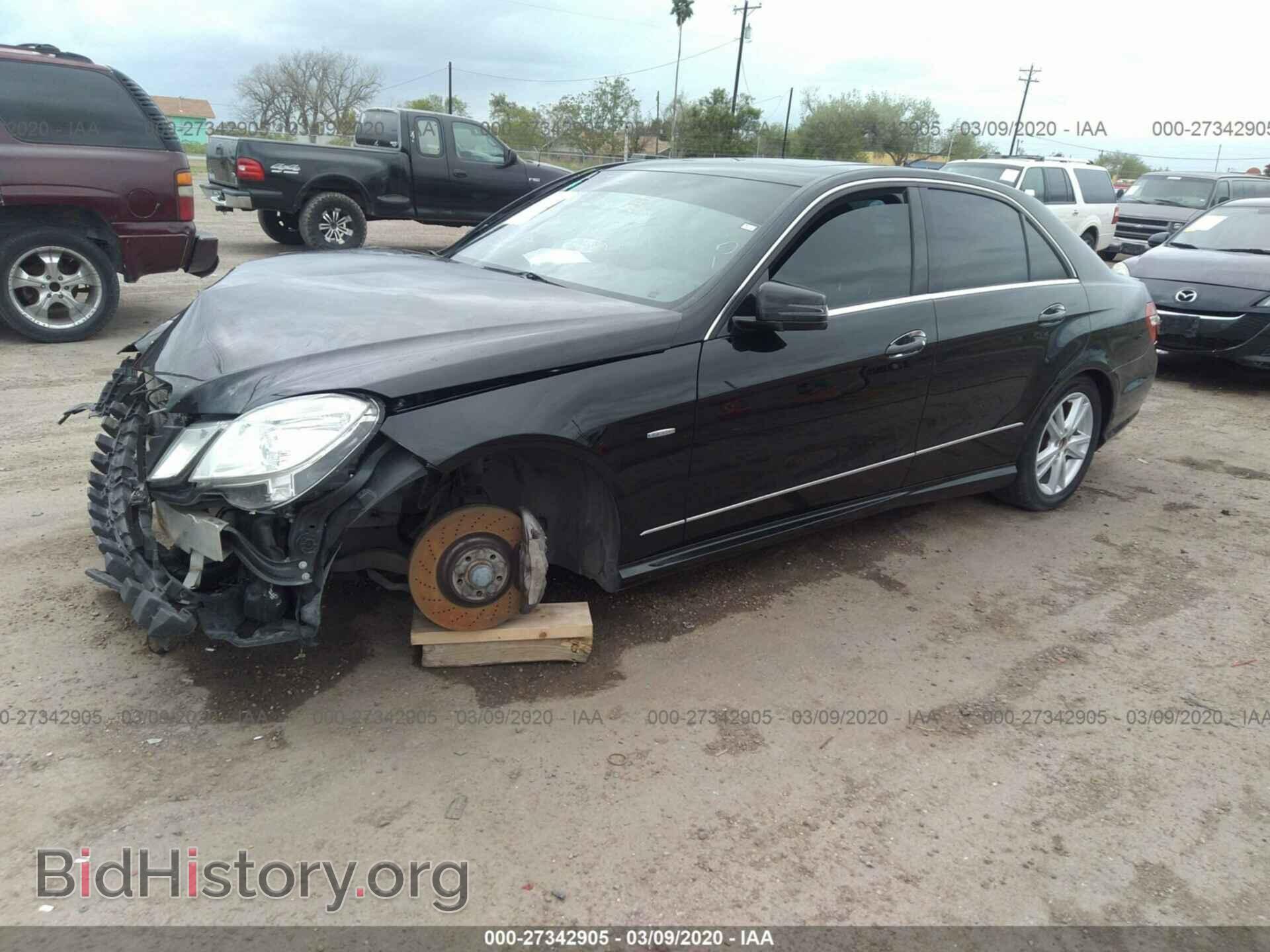 2012 MERCEDES-BENZ E - VIN: WDDHF9BB9CA524501 - Фото 2