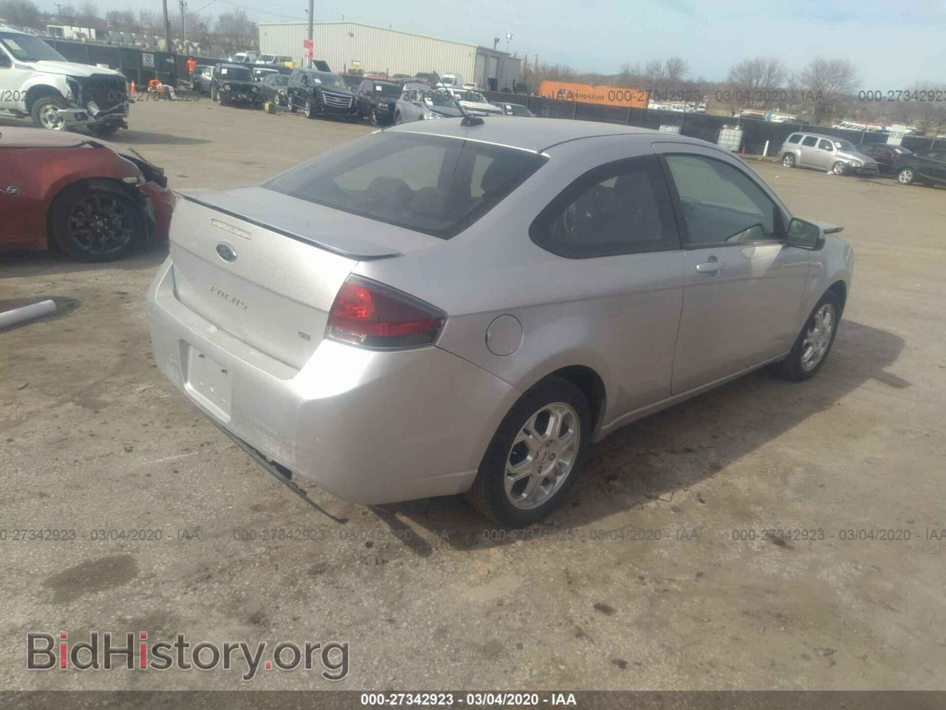 2010 FORD FOCUS - VIN: 1FAHP3CN0AW147270 - Фото 4