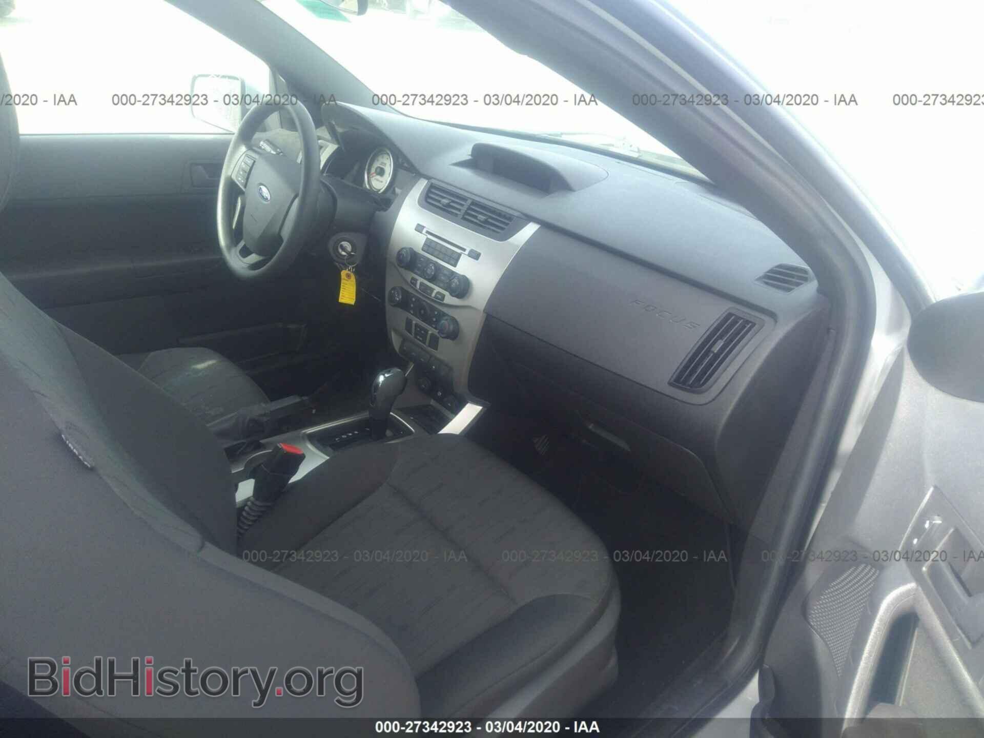 2010 FORD FOCUS - VIN: 1FAHP3CN0AW147270 - Фото 5