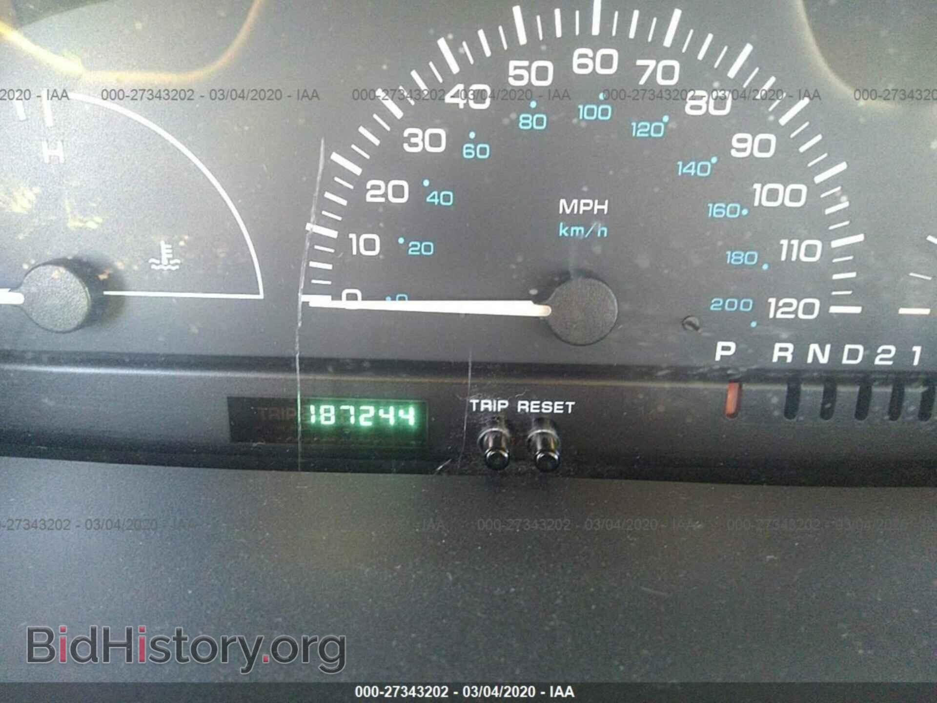 2000 CHRYSLER VOYAGER - VIN: 2C4FJ25B5YR694165 - Photo 7
