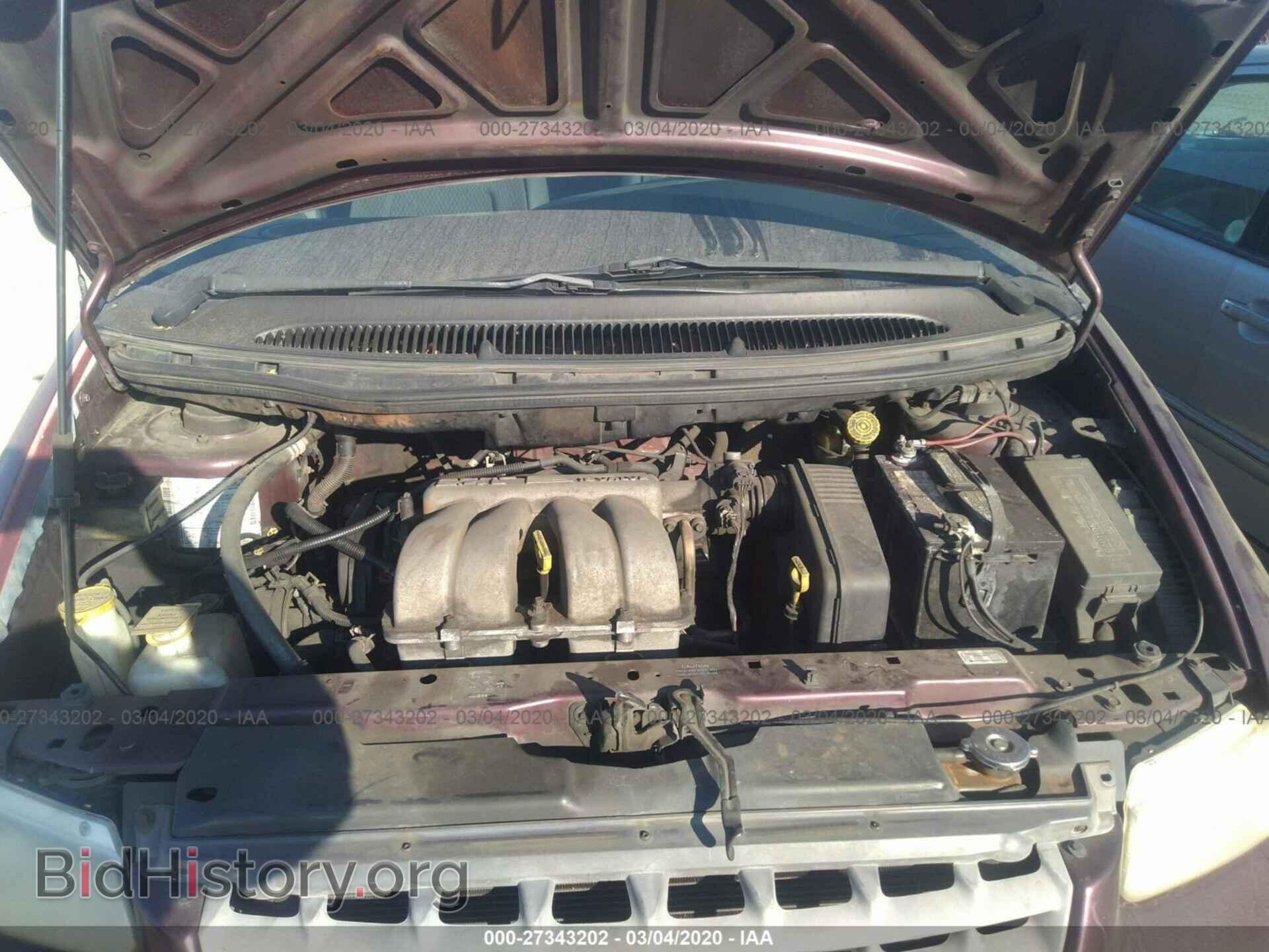 2000 CHRYSLER VOYAGER - VIN: 2C4FJ25B5YR694165 - Photo 10
