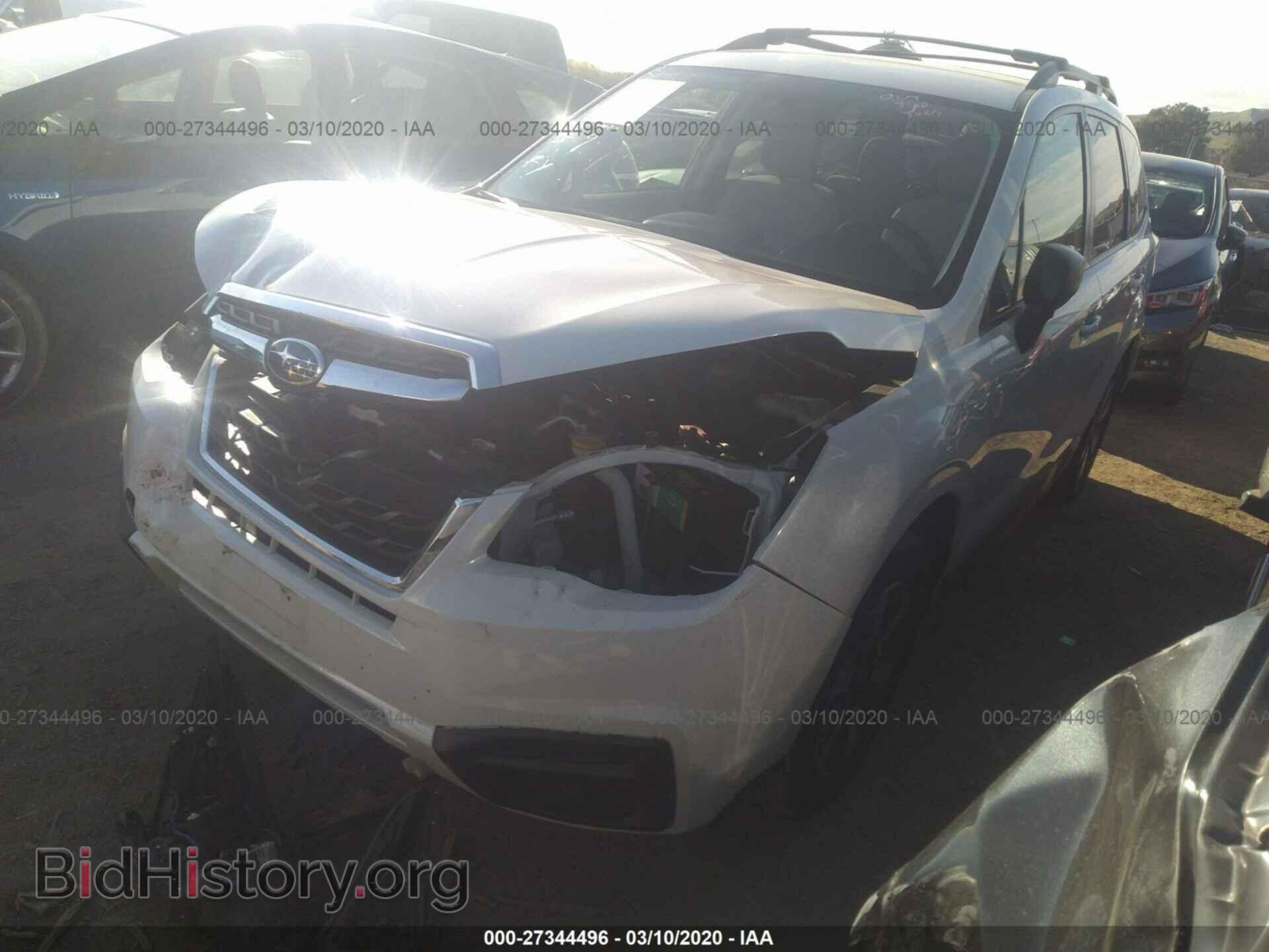 2017 SUBARU FORESTER - VIN: JF2SJABC6HH811691 - Фото 2