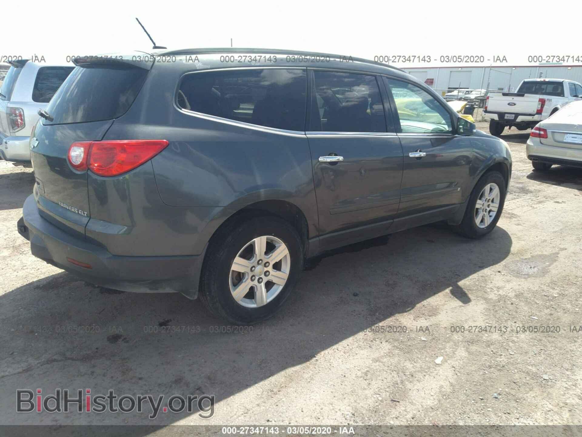 2010 CHEVROLET TRAVERSE - VIN: 1GNLRFED1AS131324 - Фото 4