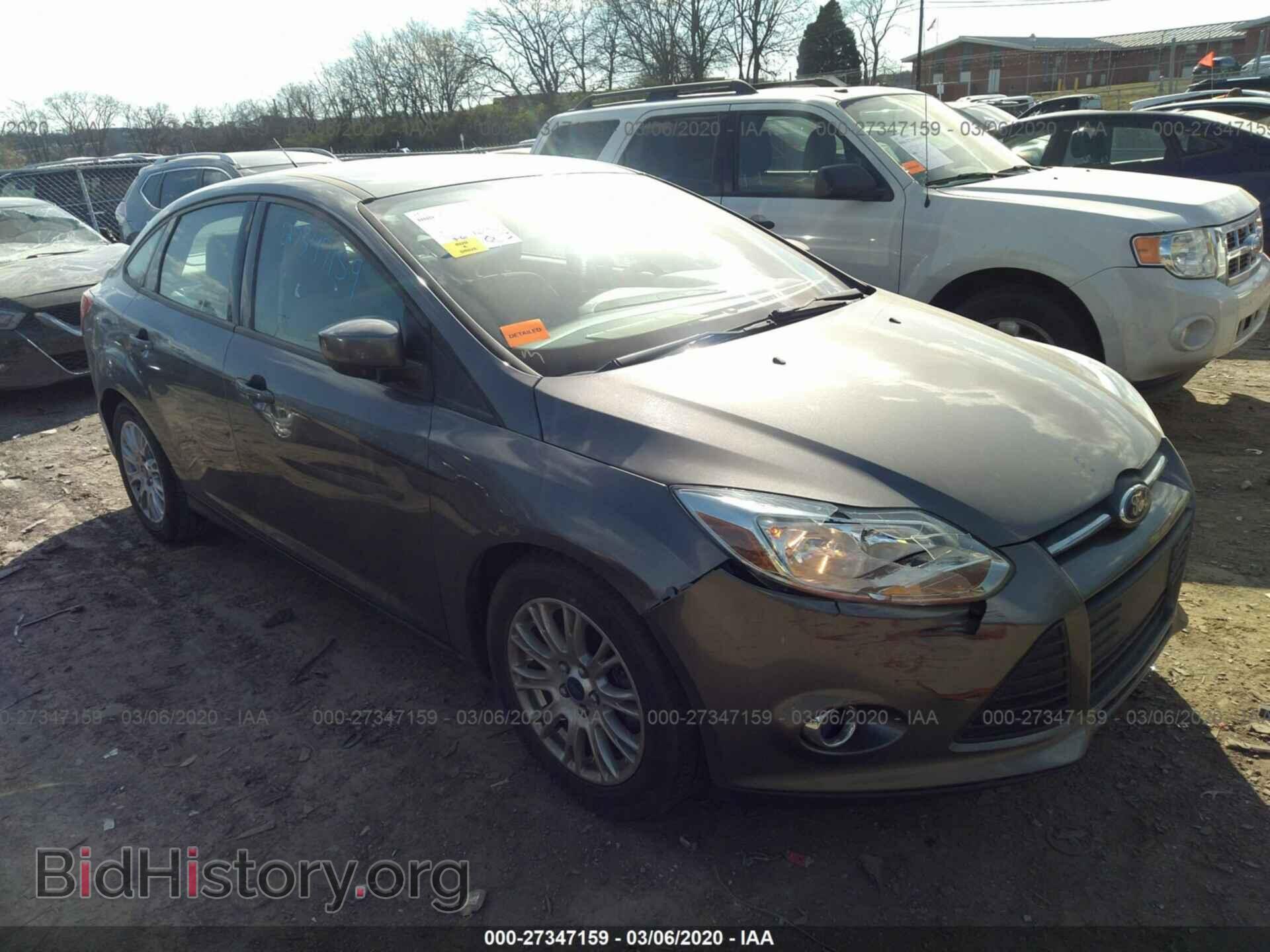 Photo 1FAHP3F28CL142064 - FORD FOCUS 2012