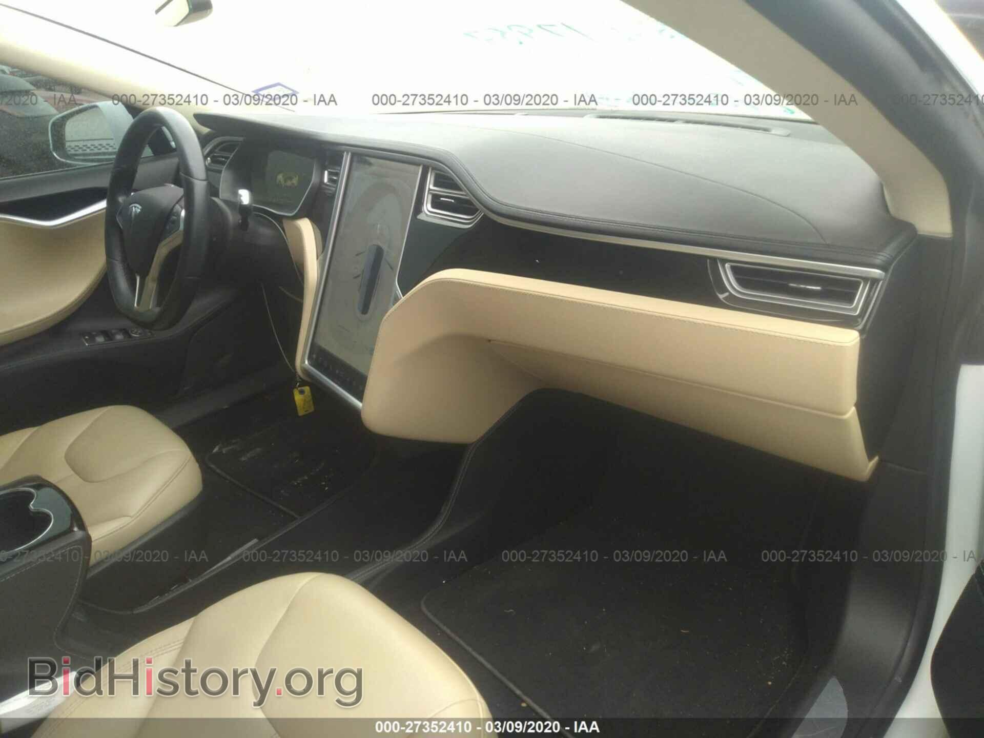 2014 TESLA MODEL S - VIN: 5YJSA1S10EFP40156 - Фото 5