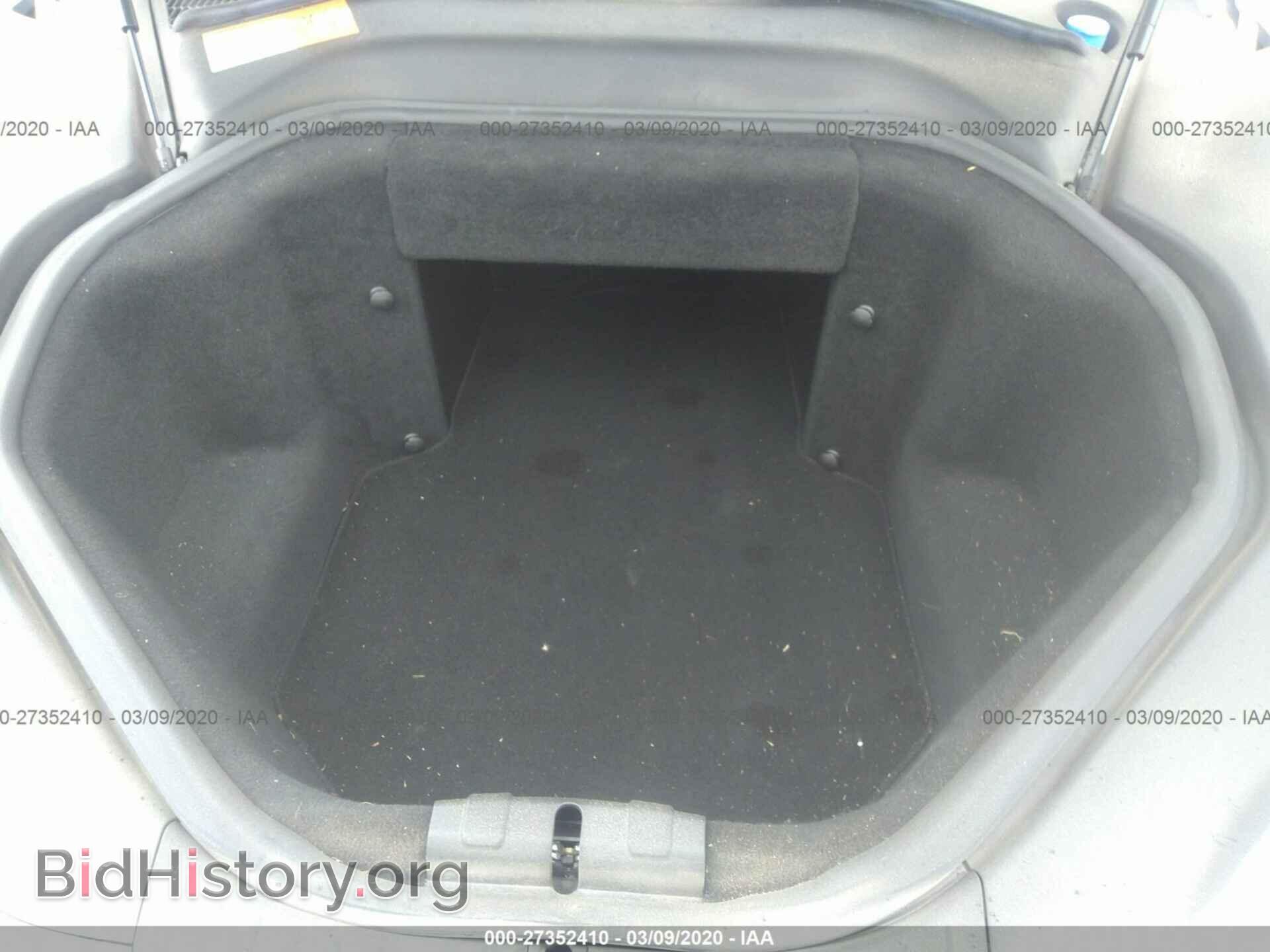 2014 TESLA MODEL S - VIN: 5YJSA1S10EFP40156 - Фото 10