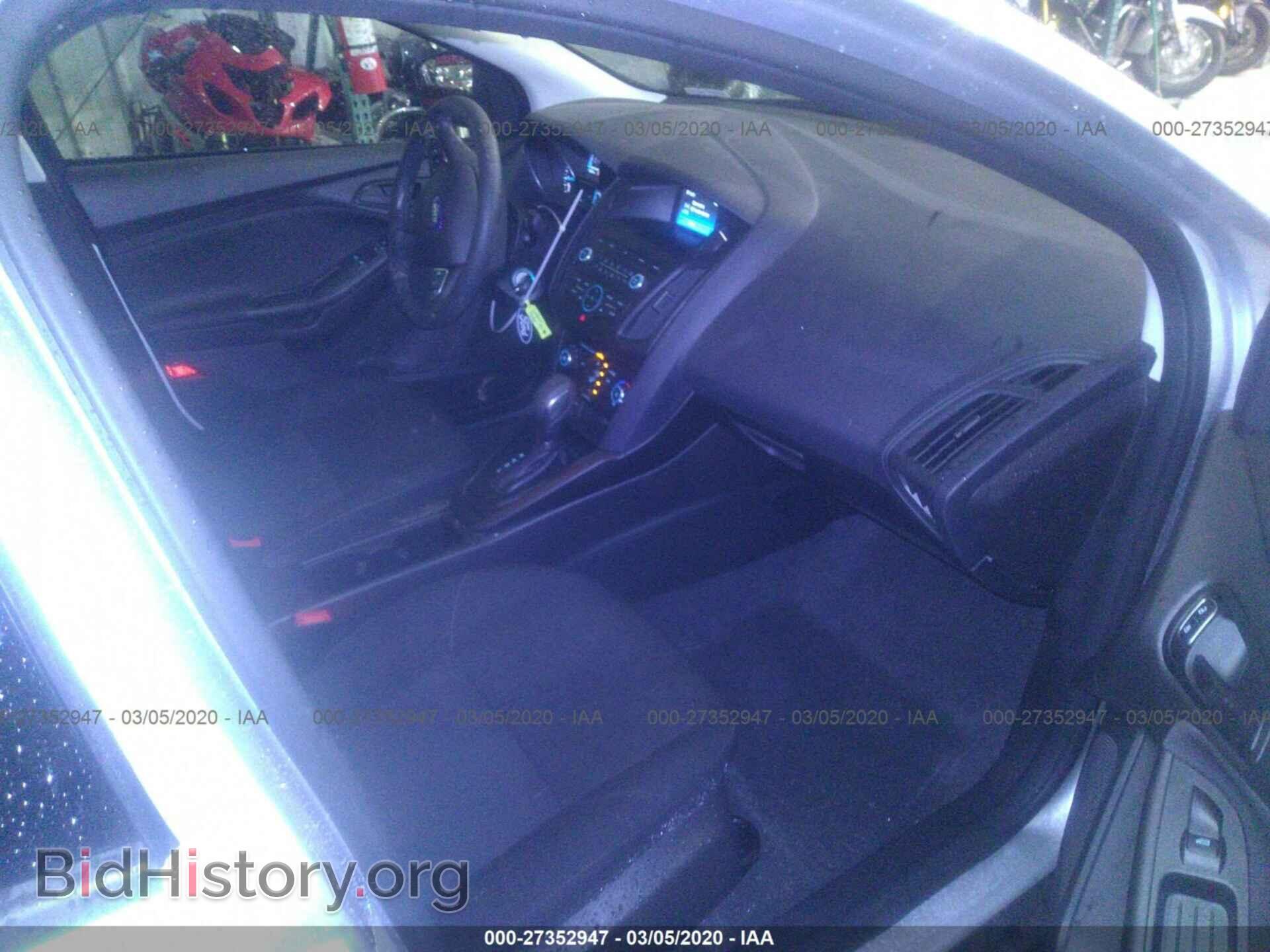 2018 FORD FOCUS - VIN: 1FADP3E24JL307587 - Фото 5