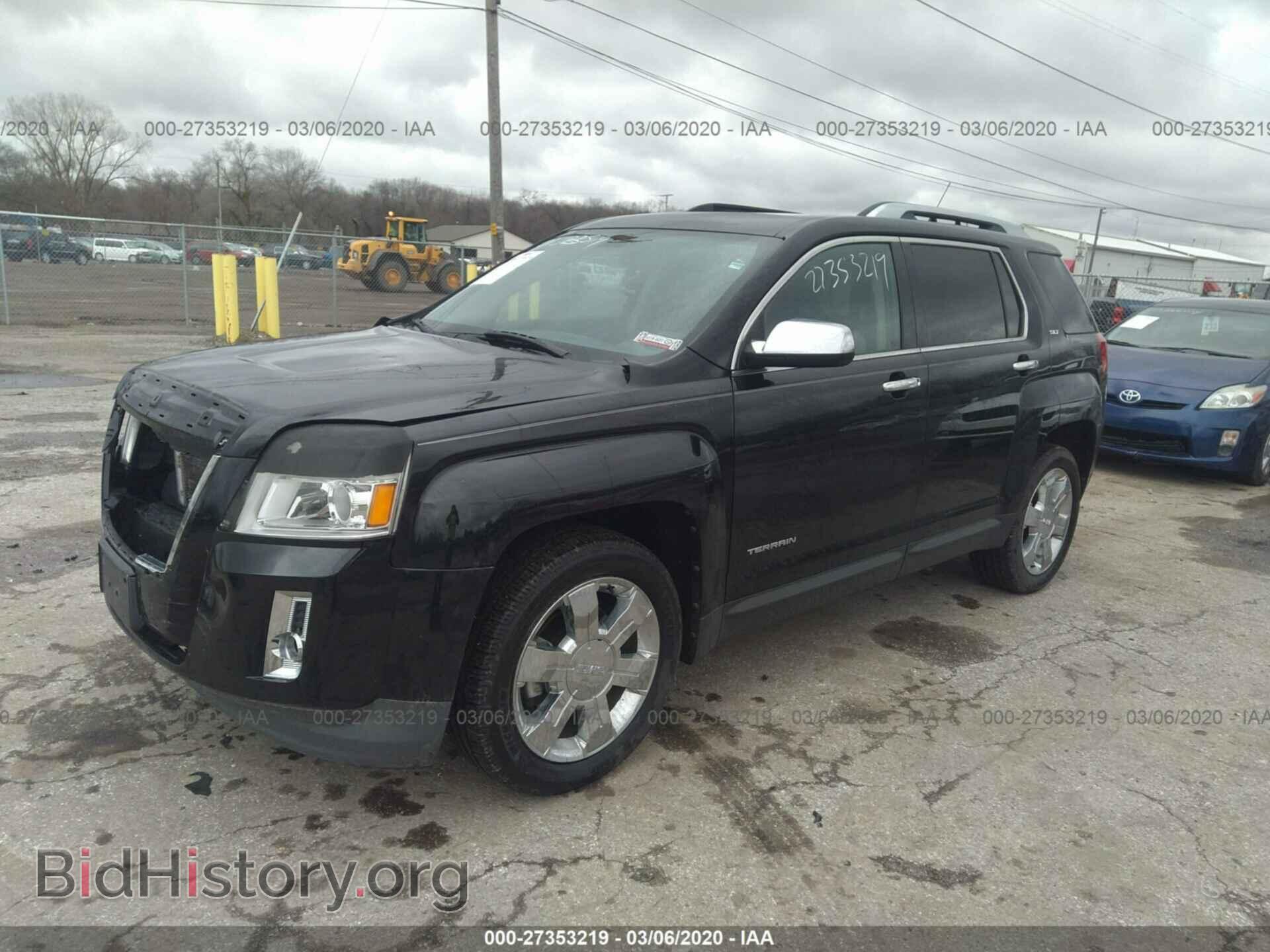2011 GMC TERRAIN - VIN: 2CTFLWE59B6470051 - Photo 2