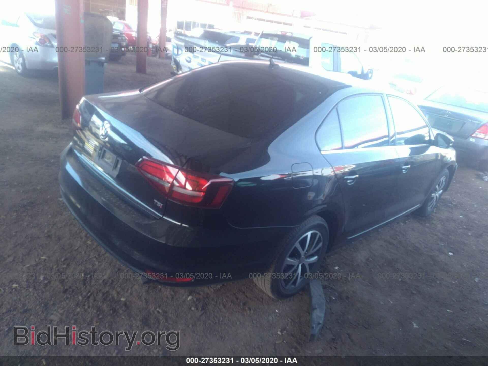 2017 VOLKSWAGEN JETTA - VIN: 3VWDB7AJ9HM281765 - Фото 4