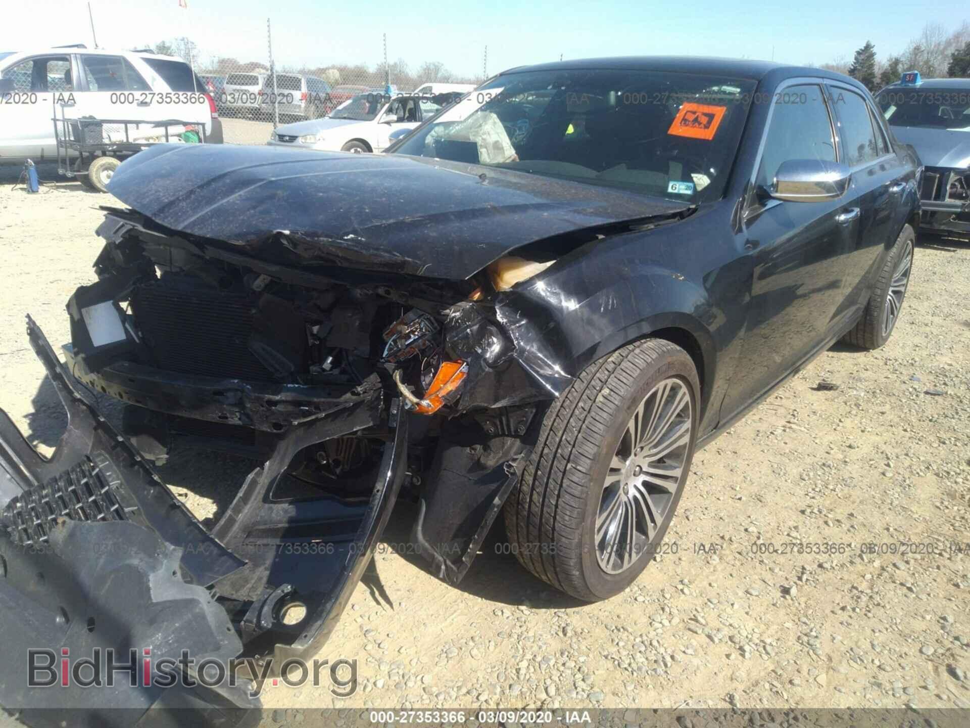 2013 CHRYSLER 300C - VIN: 2C3CCAKG9DH585638 - Фото 2