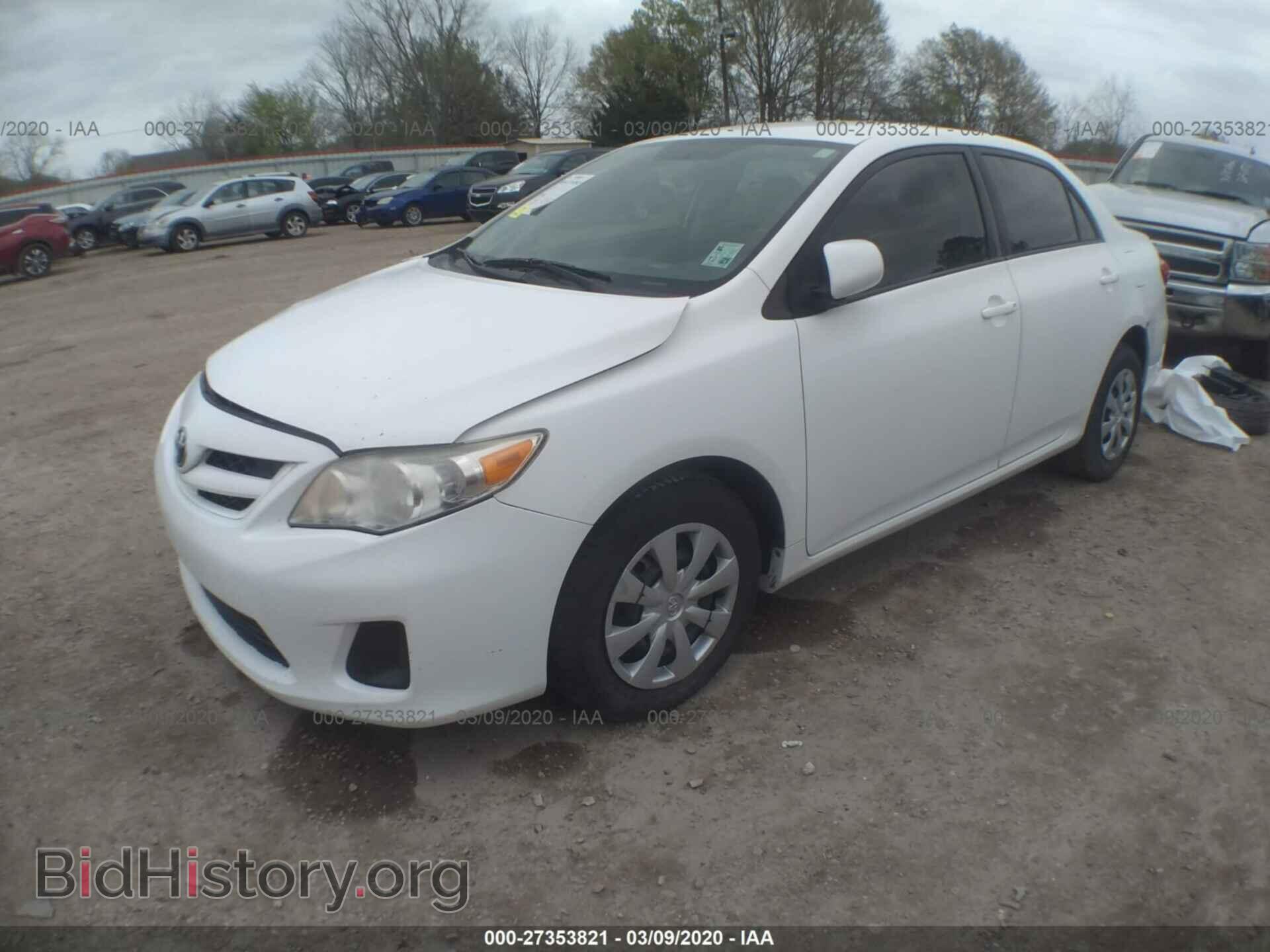 2011 TOYOTA COROLLA - VIN: 2T1BU4EE7BC647965 - Фото 2