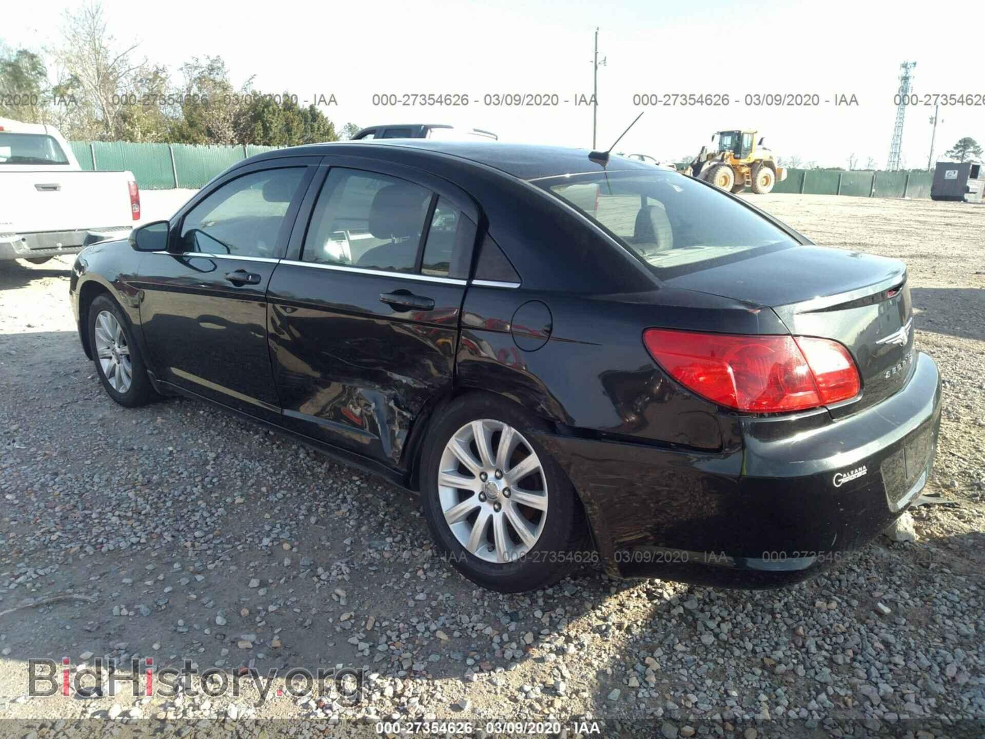 2010 CHRYSLER SEBRING - VIN: 1C3CC5FB2AN217407 - Фото 3