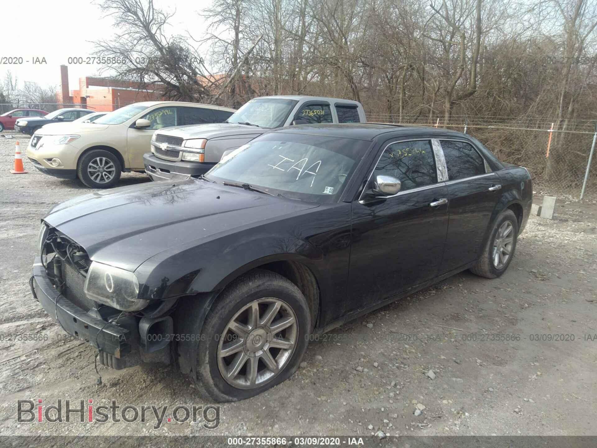 2005 CHRYSLER 300C - VIN: 2C3AA63H95H133594 - Фото 2