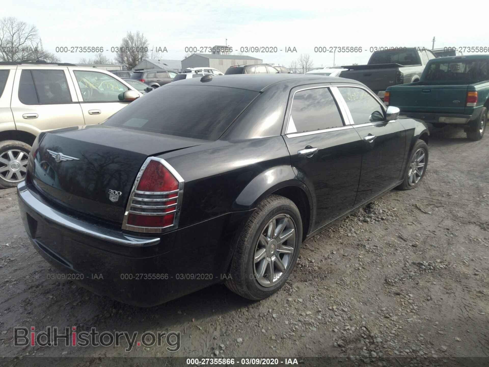 2005 CHRYSLER 300C - VIN: 2C3AA63H95H133594 - Фото 4