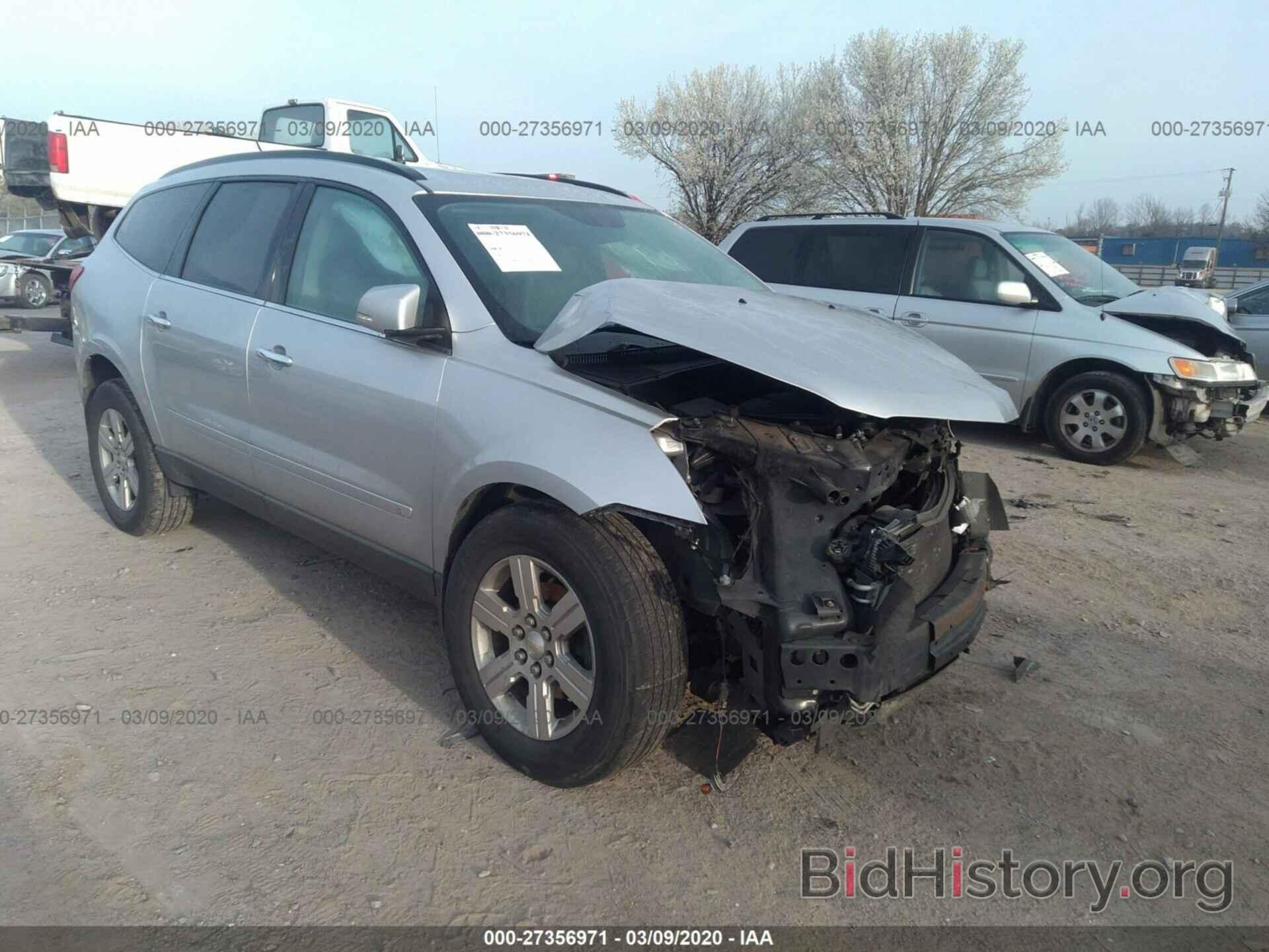 Photo 1GNLVFED1AS143825 - CHEVROLET TRAVERSE 2010