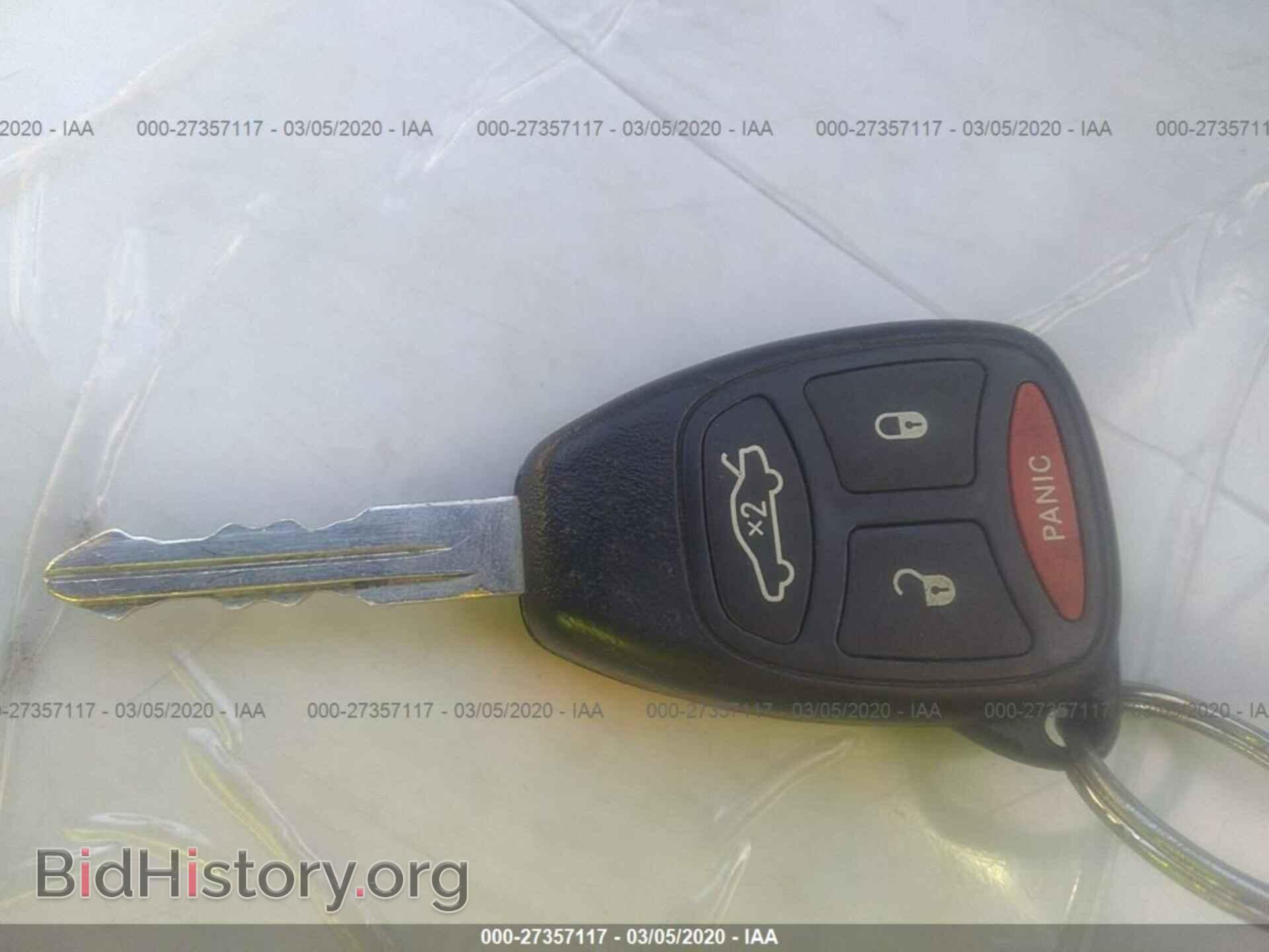 2006 CHRYSLER 300C - VIN: 2C3KA63H86H206458 - Photo 11
