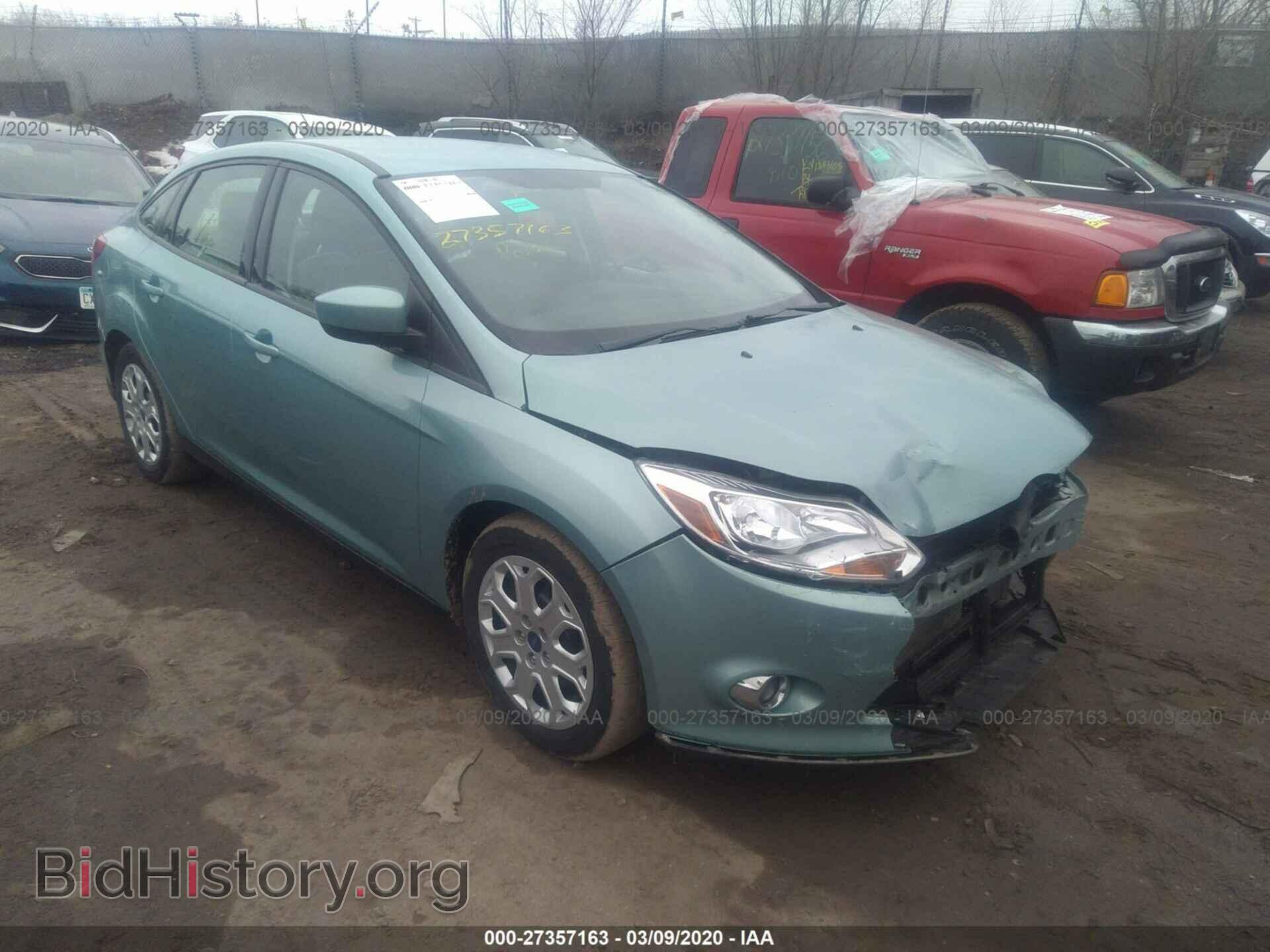 Photo 1FAHP3F2XCL119952 - FORD FOCUS 2012