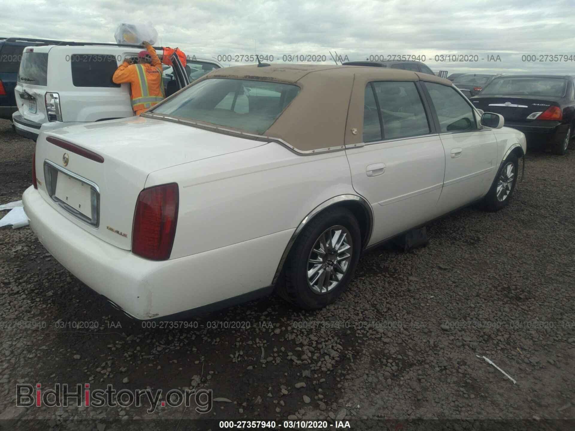 2005 CADILLAC DEVILLE - VIN: 1G6KD54Y75U258917 - Photo 4