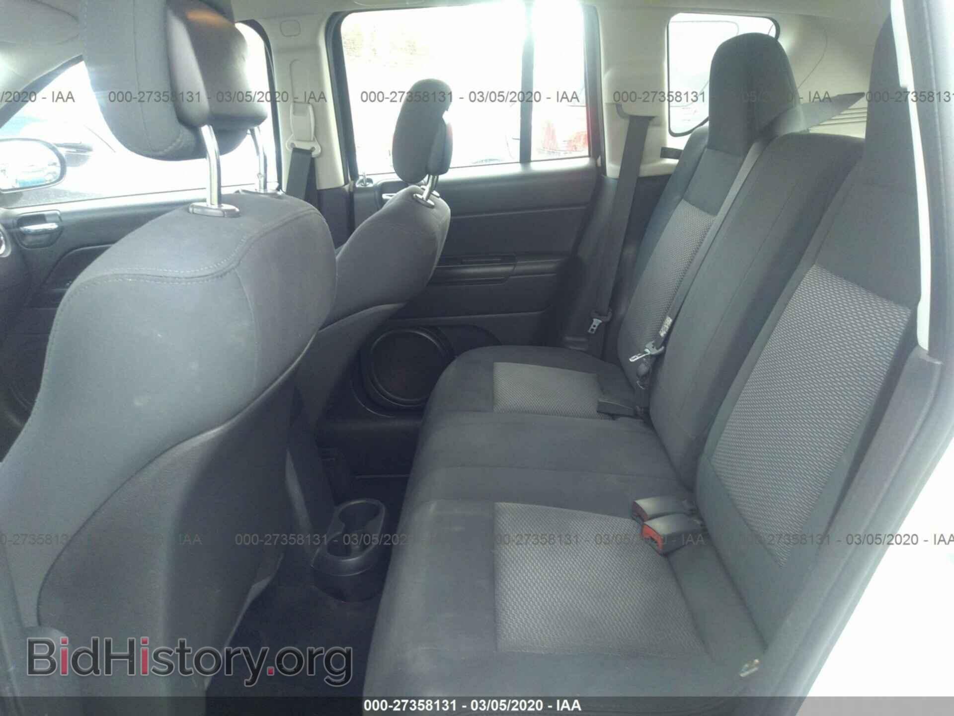 2010 JEEP COMPASS - VIN: 1J4NT4FB6AD558100 - Фото 8