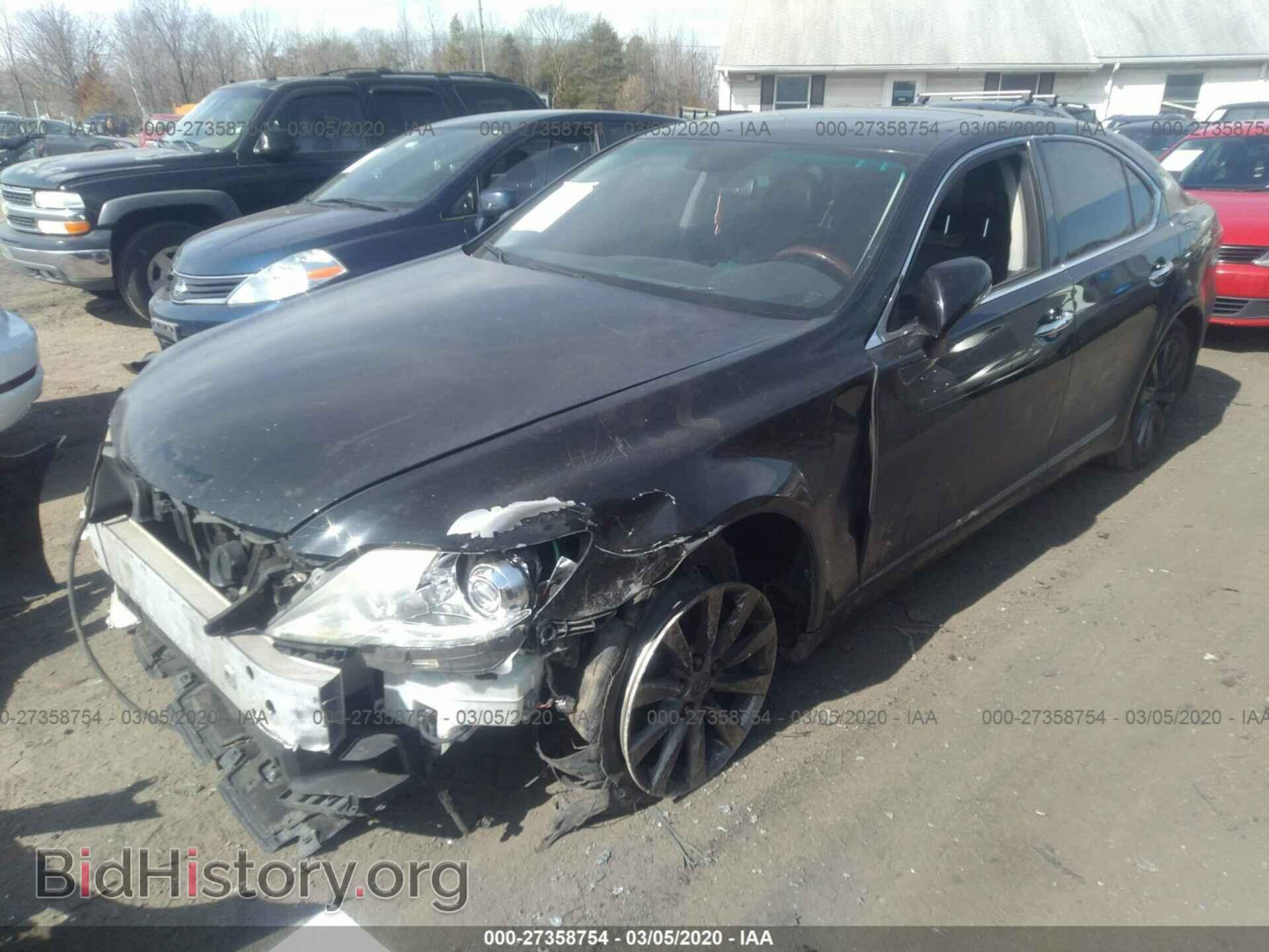 2011 LEXUS LS - VIN: JTHCL5EF6B5010583 - Фото 2