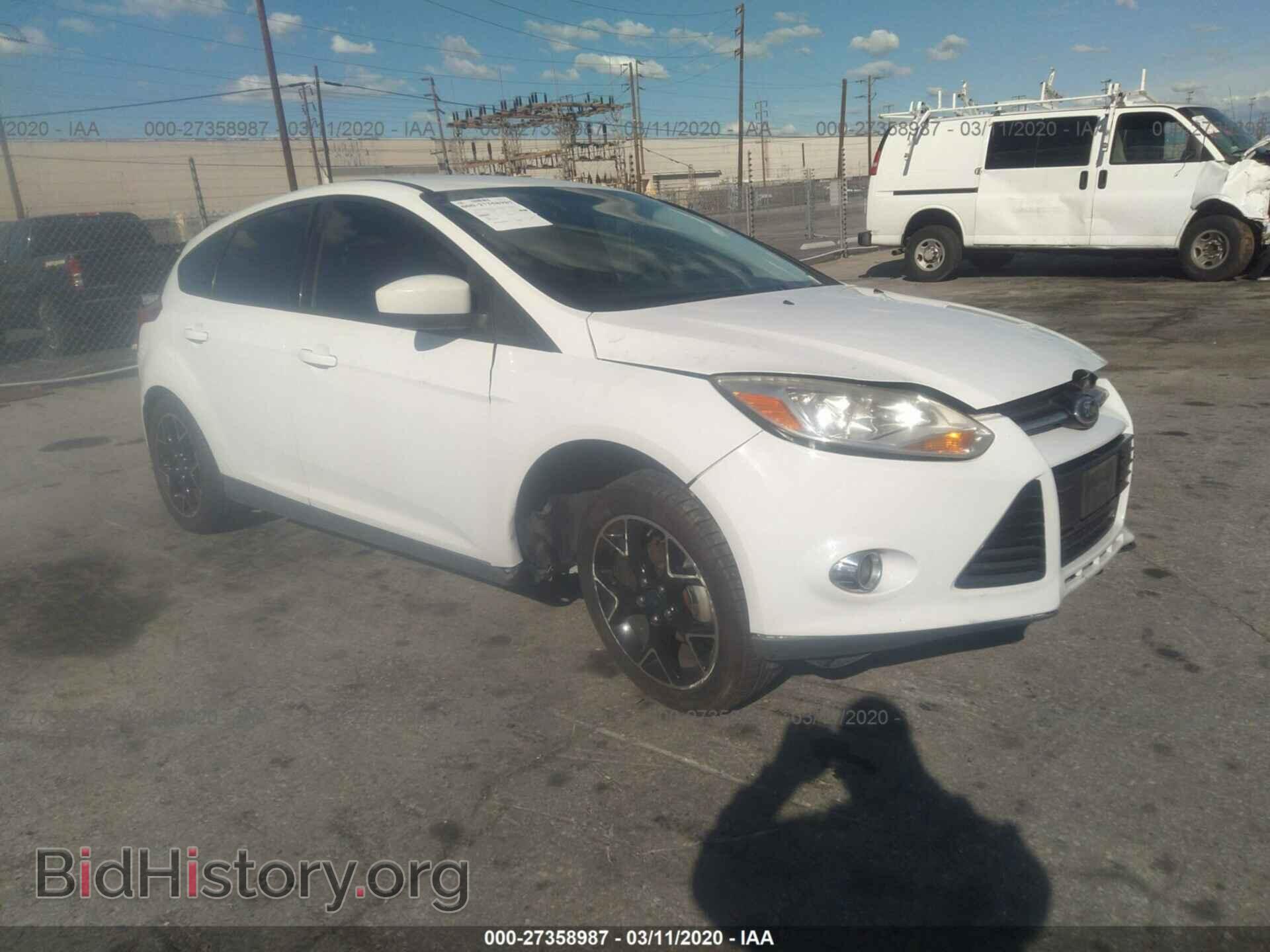 Photo 1FAHP3K20CL379086 - FORD FOCUS 2012